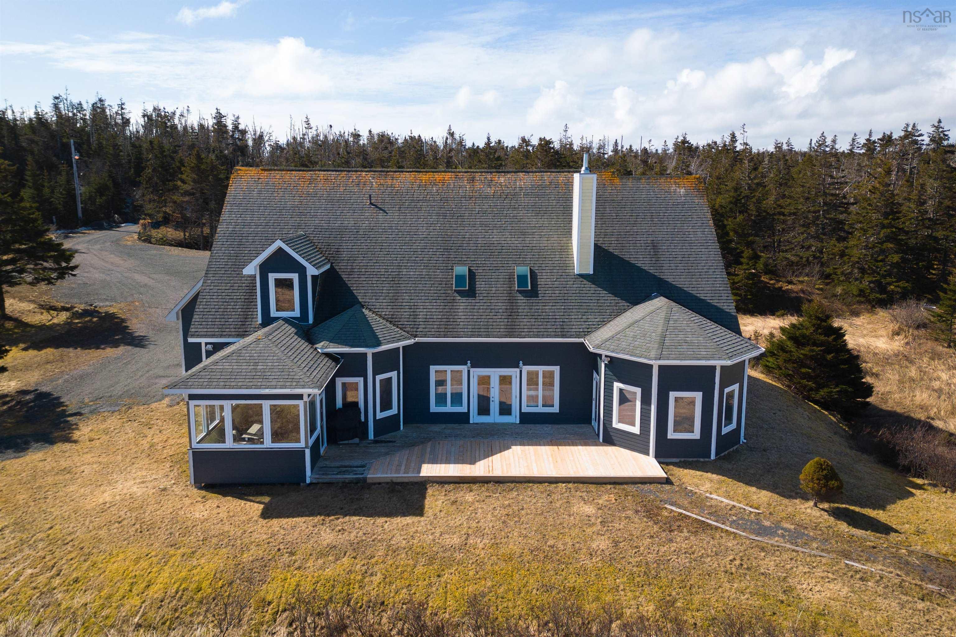 $799,900.00: 2408 Louisbourg Main A Dieu Road, Main-À-Dieu