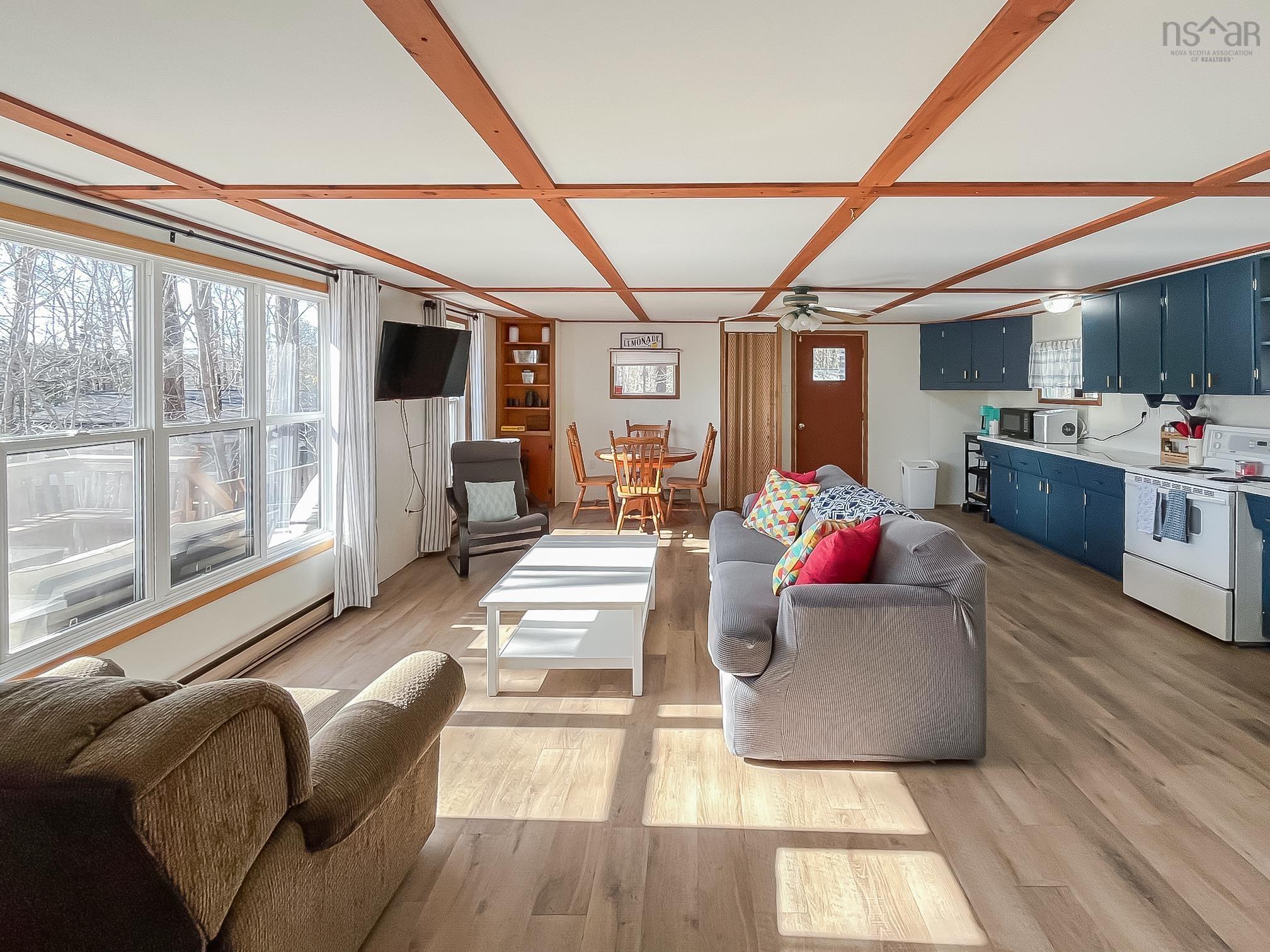 $339,900.00: 155 Ponhook Shore Road, Labelle