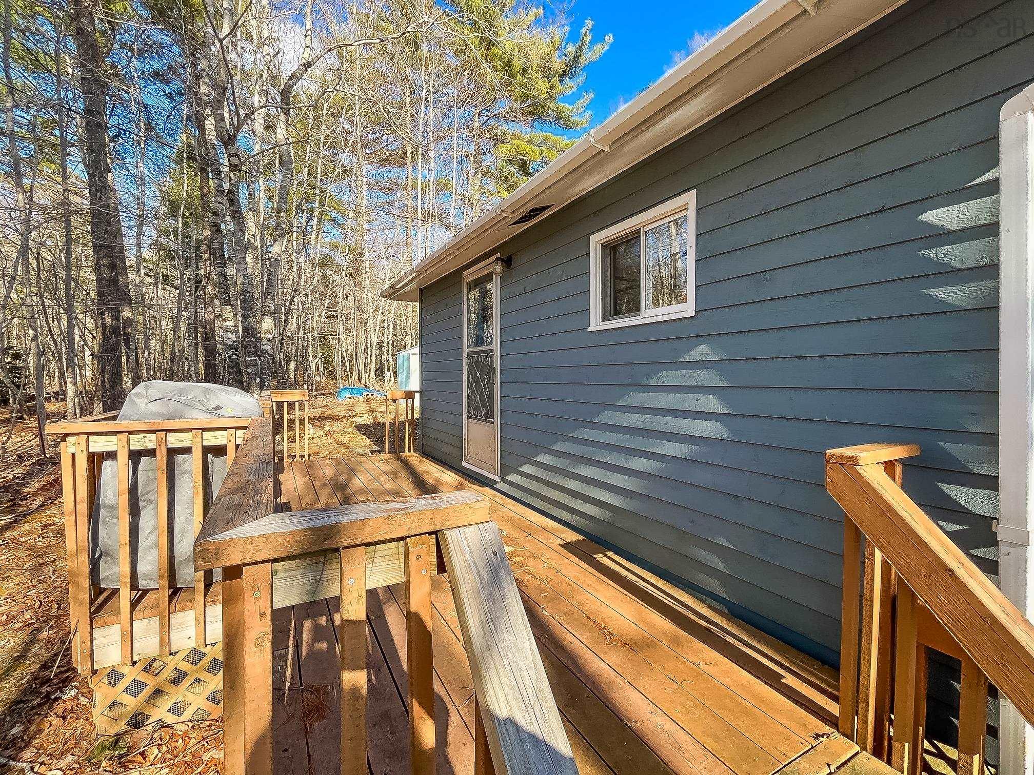 $339,900.00: 155 Ponhook Shore Road, Labelle