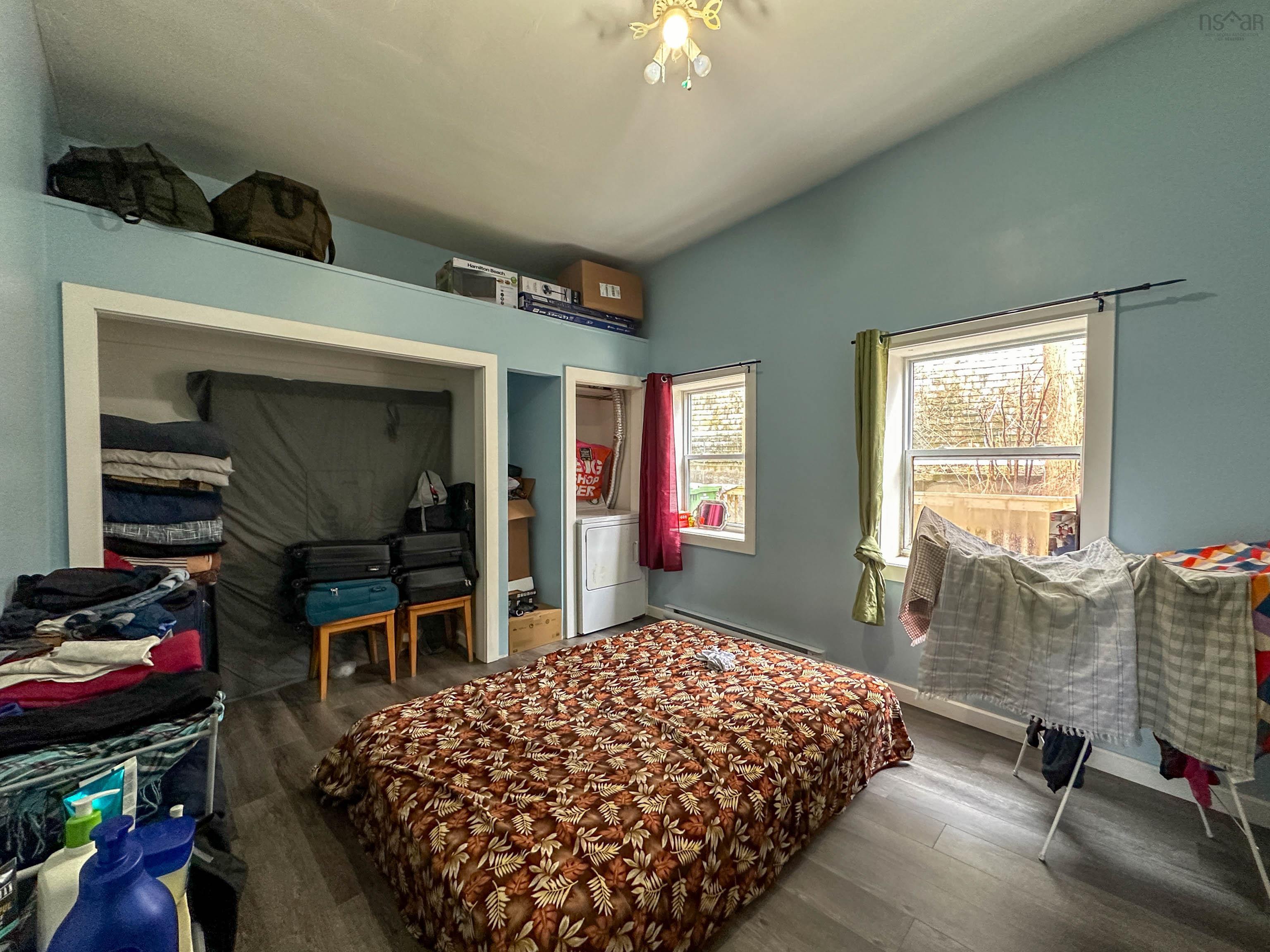 $599,900.00: 473 KING Street, Bridgewater