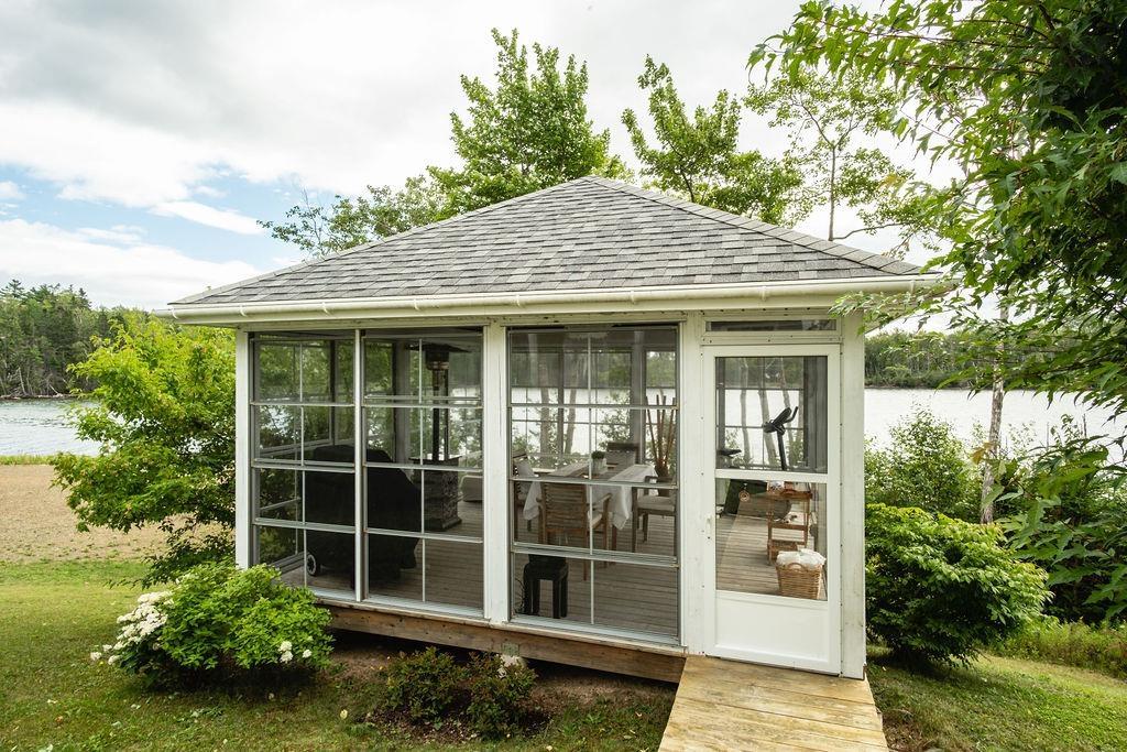 $798,000.00: 187 6012 Road, Marble Mountain