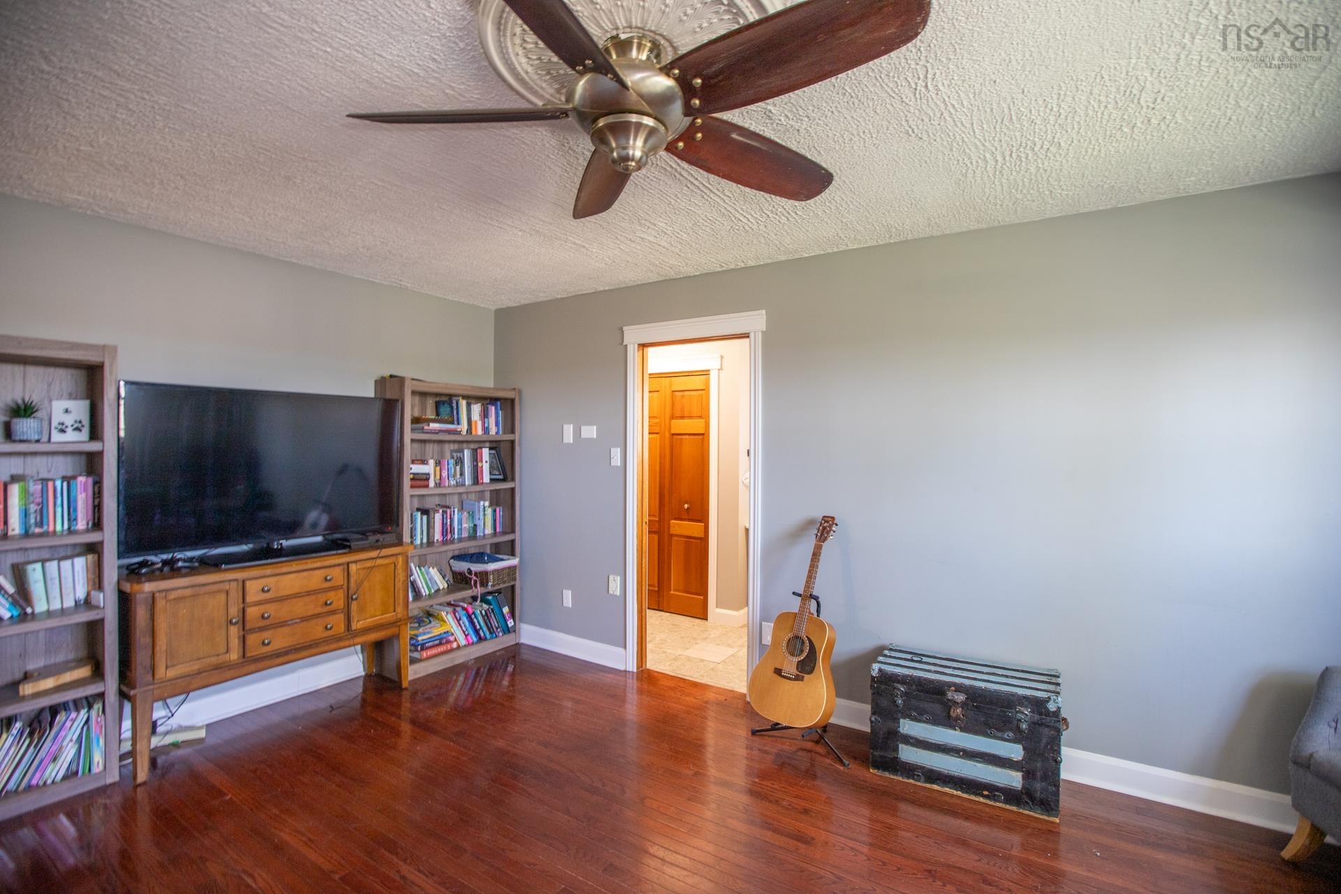 $499,900.00: 3 Lisa Drive, Milford