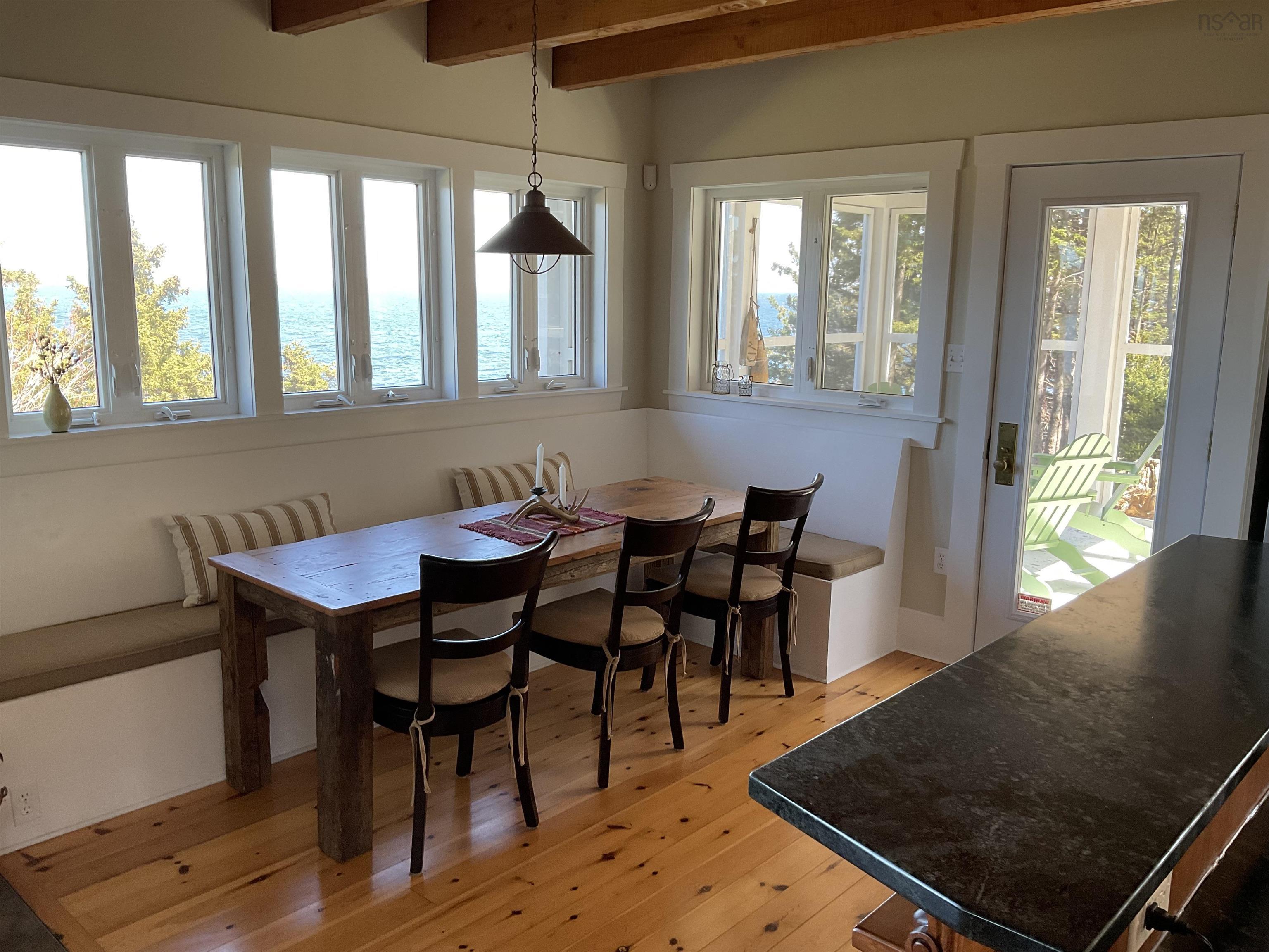 $1,250,000.00: 6950 Highway16, Halfway Cove