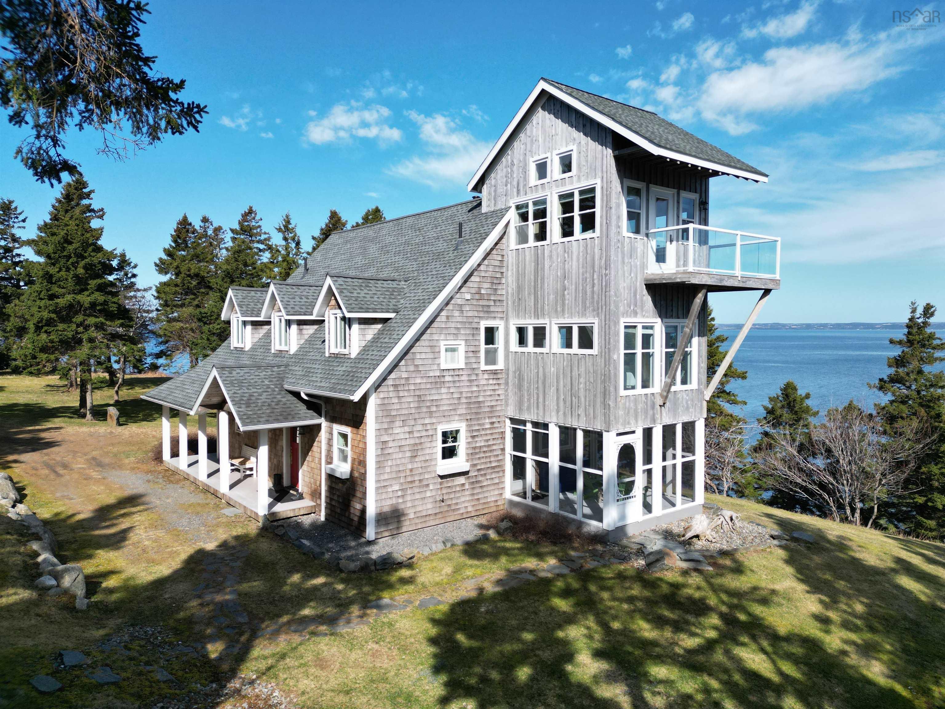 $1,250,000.00: 6950 Highway16, Halfway Cove