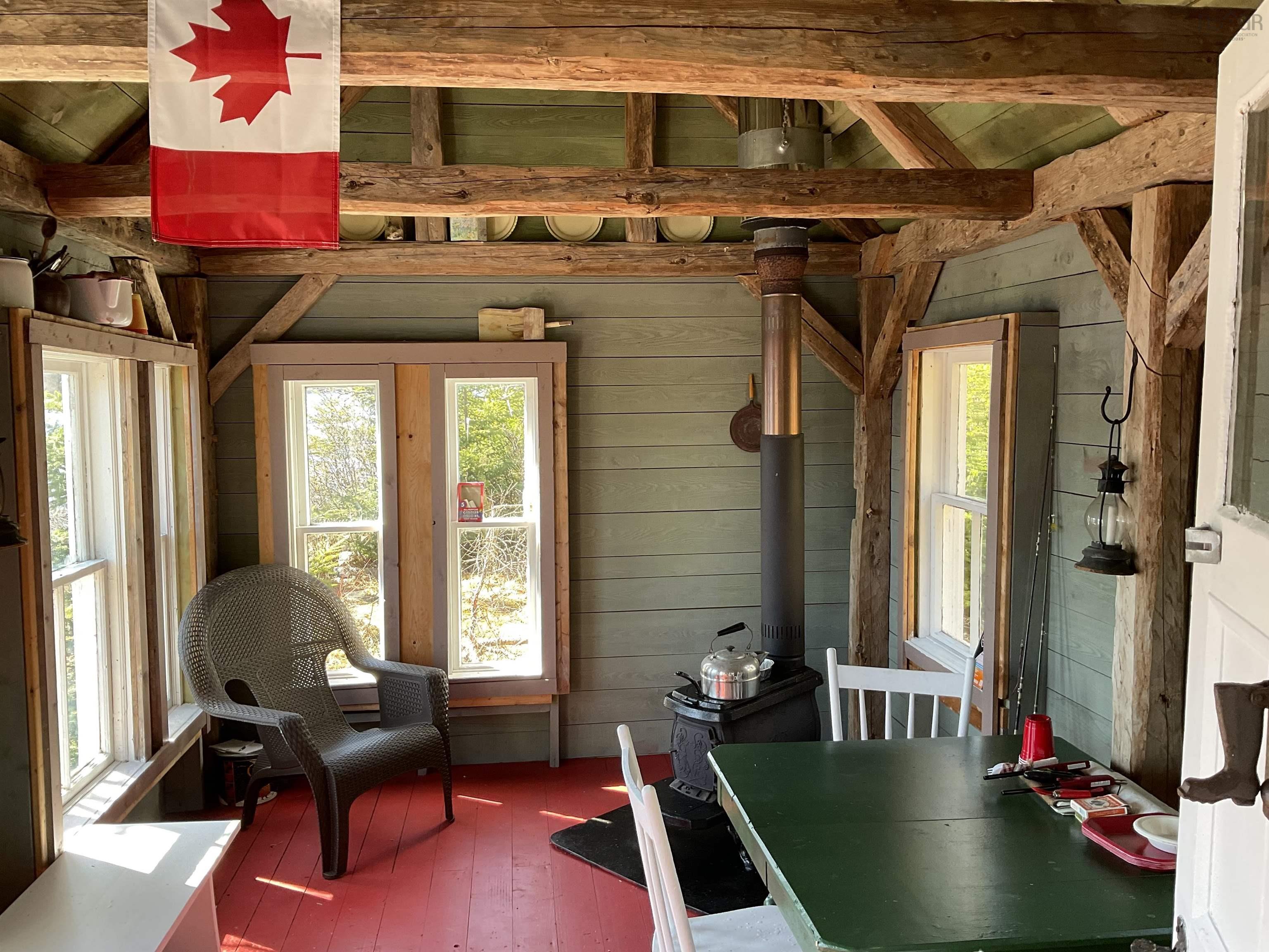 $1,250,000.00: 6950 Highway16, Halfway Cove
