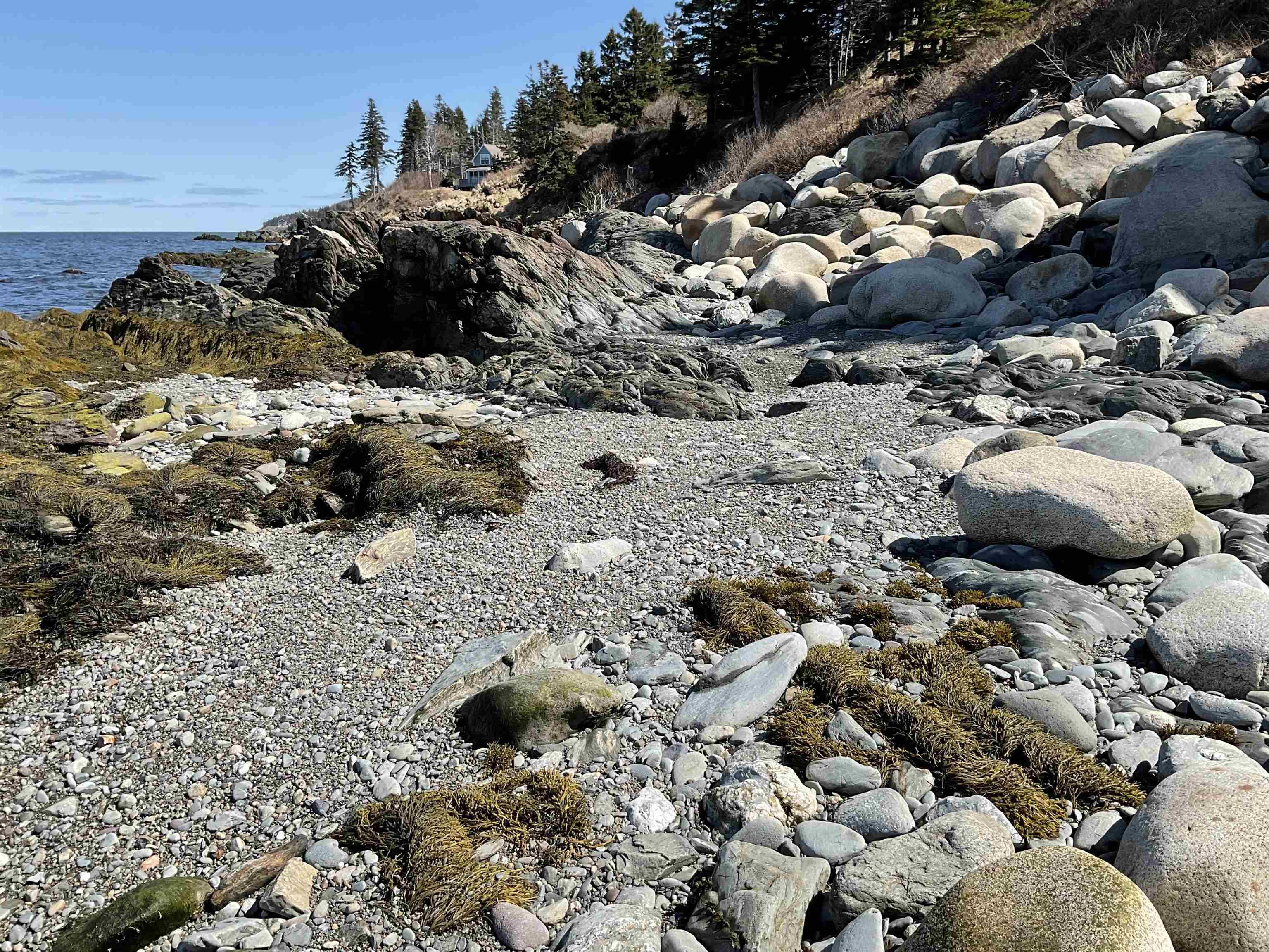 $1,250,000.00: 6950 Highway16, Halfway Cove