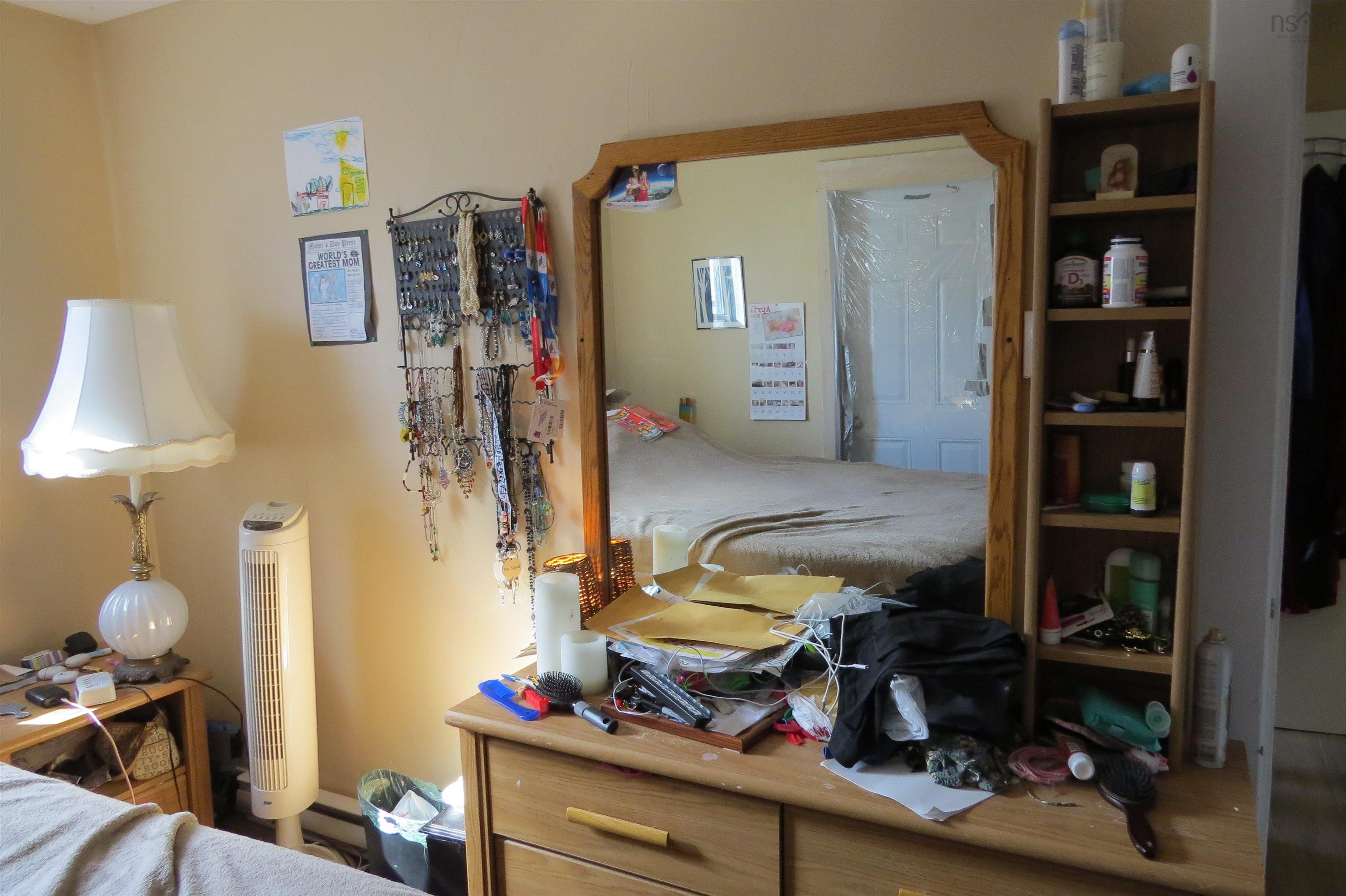 $449,900.00: 5257 Highway 10, New Germany