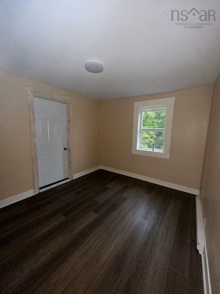 $449,900.00: 5257 Highway 10, New Germany