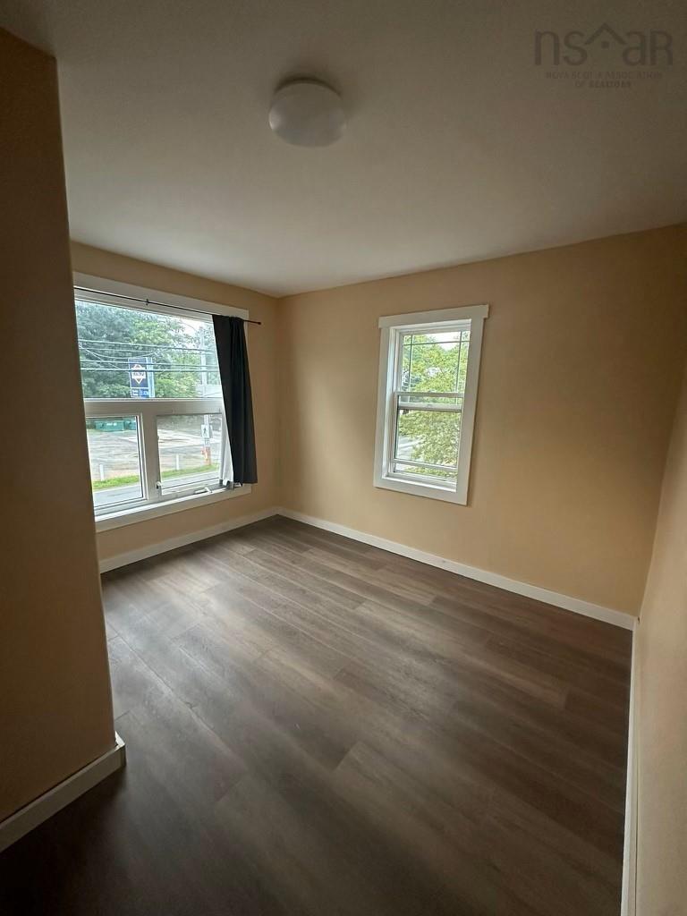 $449,900.00: 5257 Highway 10, New Germany