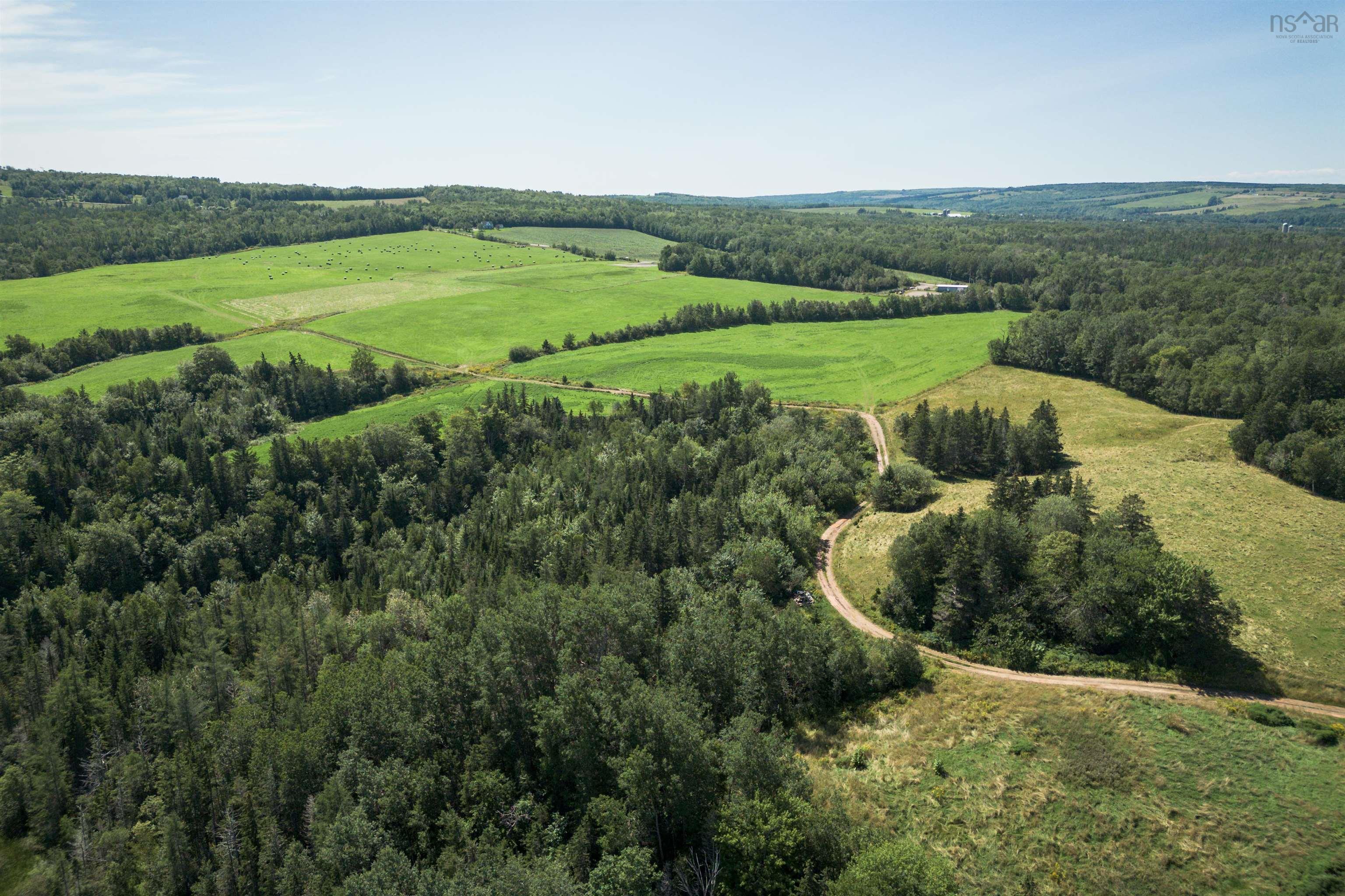 $1,099,000.00: 166 Rankinville Road, Mabou