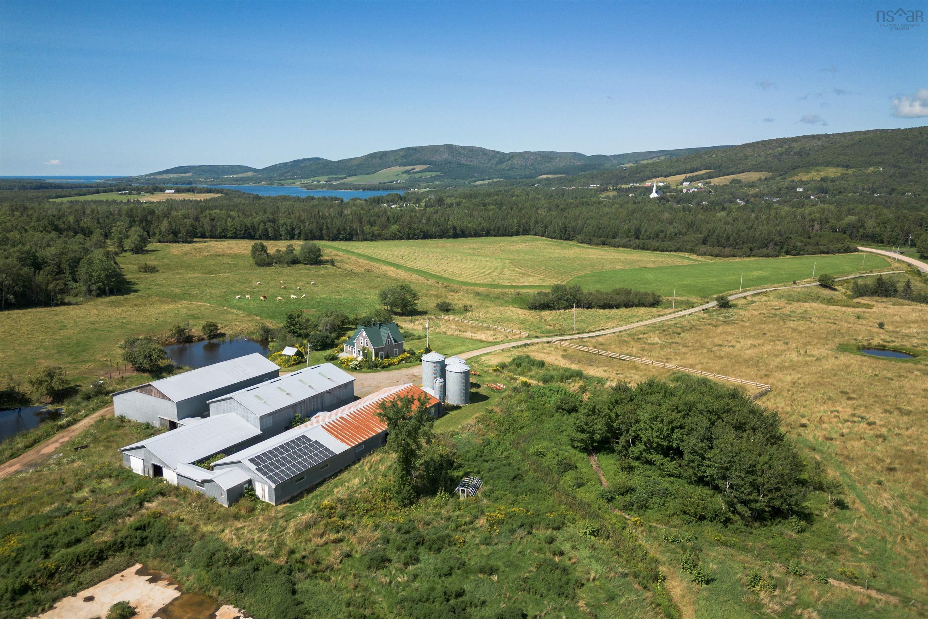 $1,099,000.00: 166 Rankinville Road, Mabou