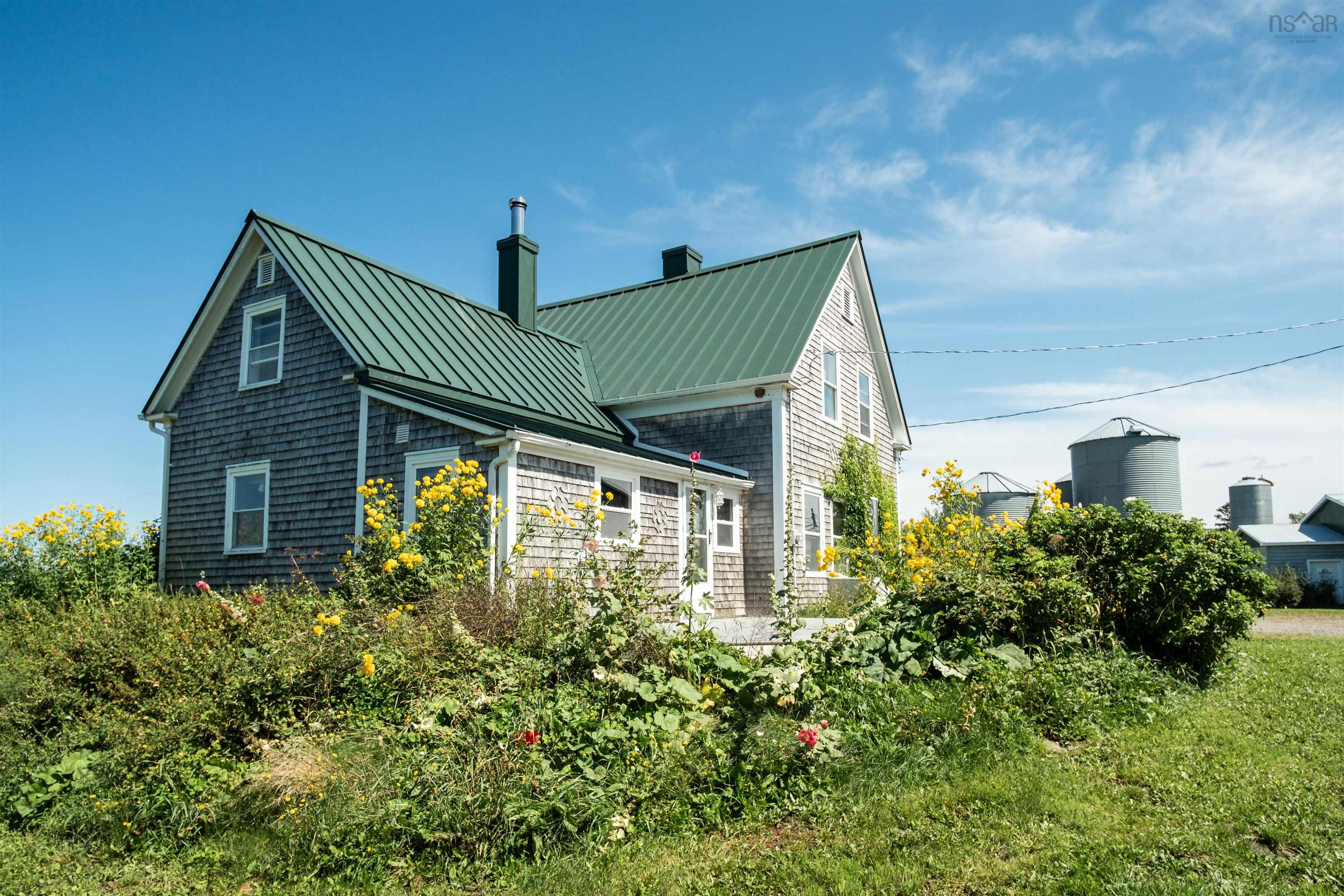 $1,099,000.00: 166 Rankinville Road, Mabou