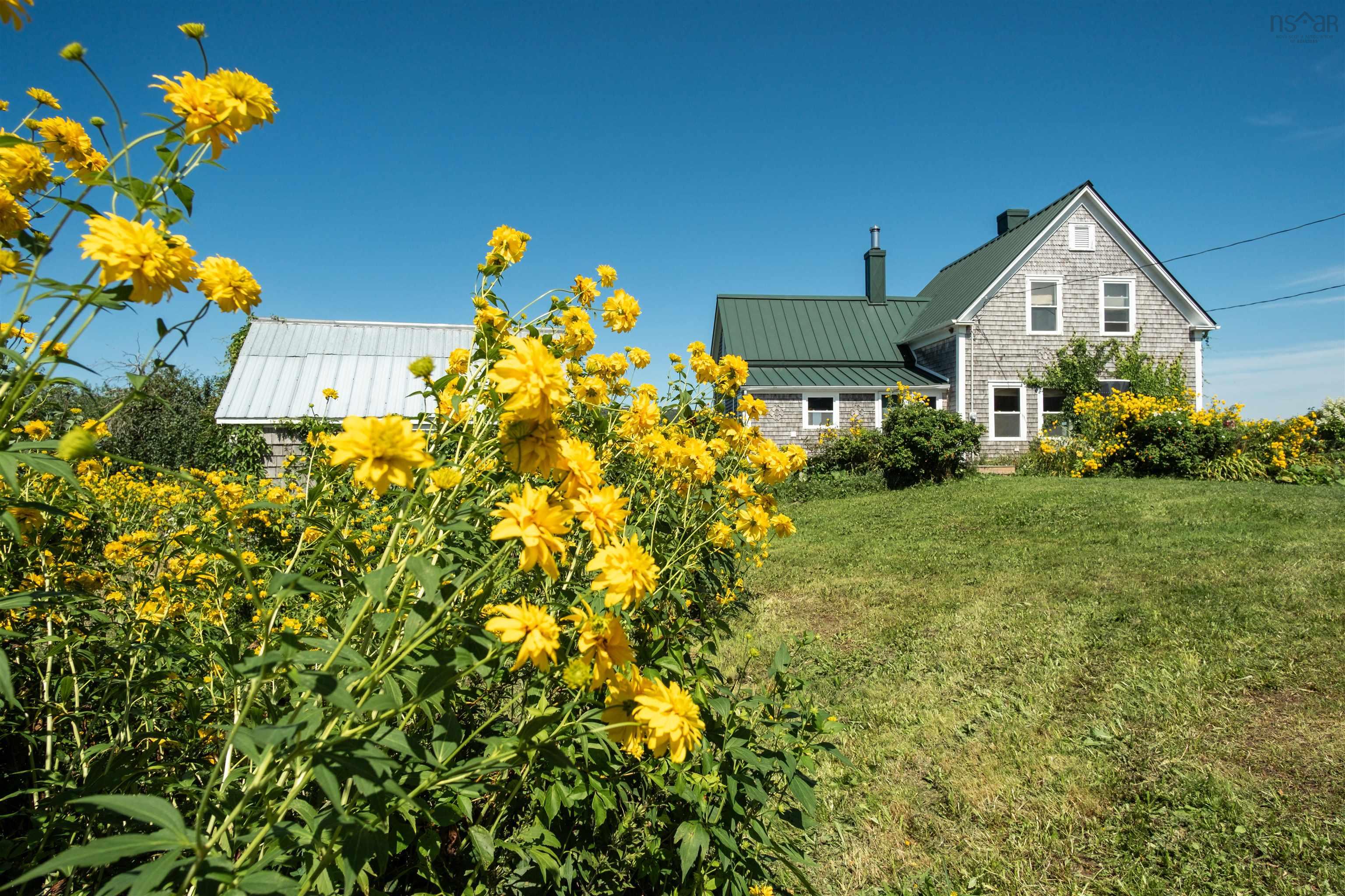 $1,099,000.00: 166 Rankinville Road, Mabou