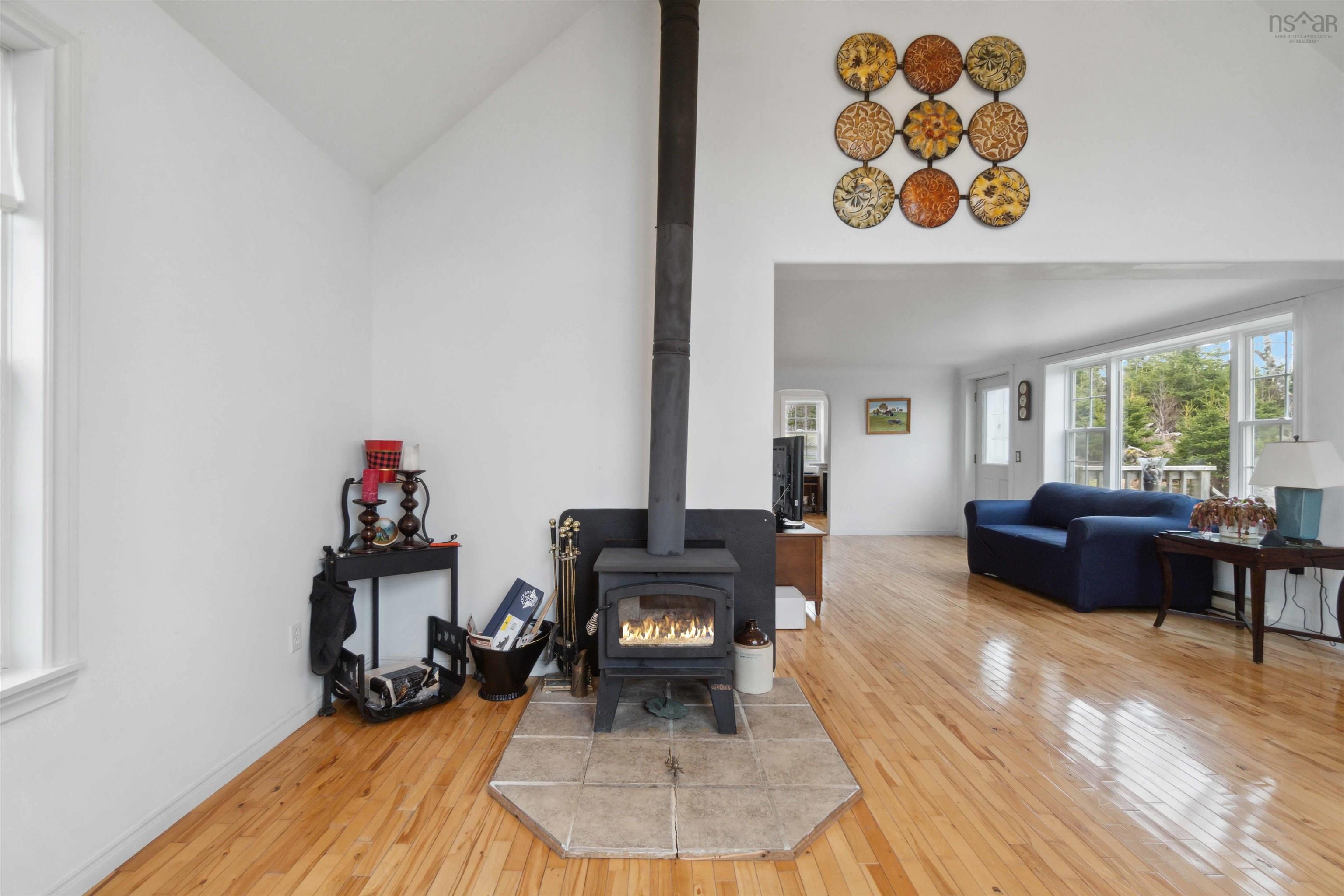 $460,000.00: 180 Murphys Road, Murphy Cove