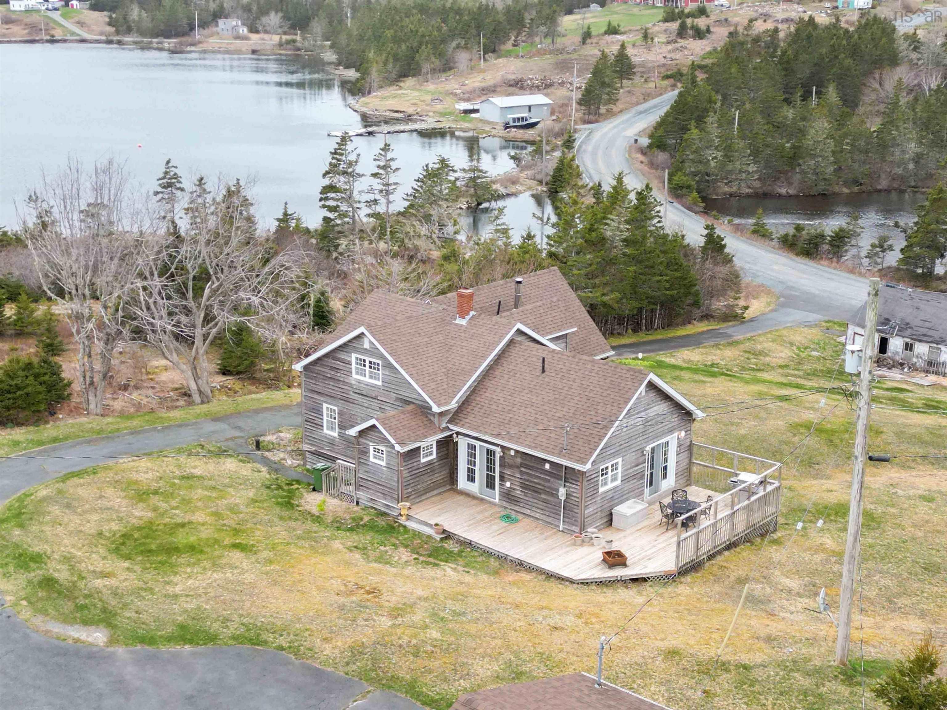 $460,000.00: 180 Murphys Road, Murphy Cove