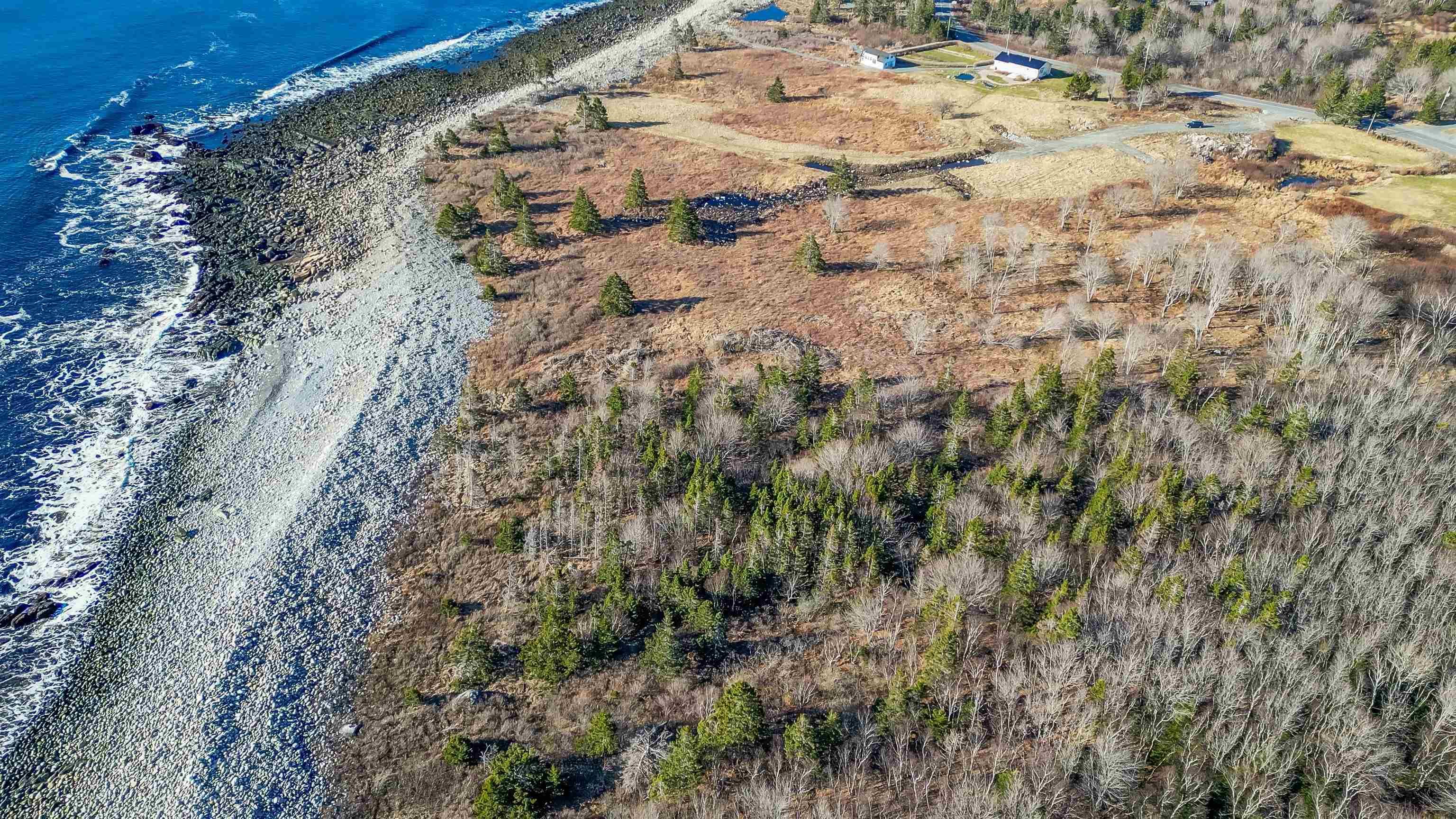 $275,000.00: 1 Scobey Lane Mersey Point, NS Lane, Mersey Point