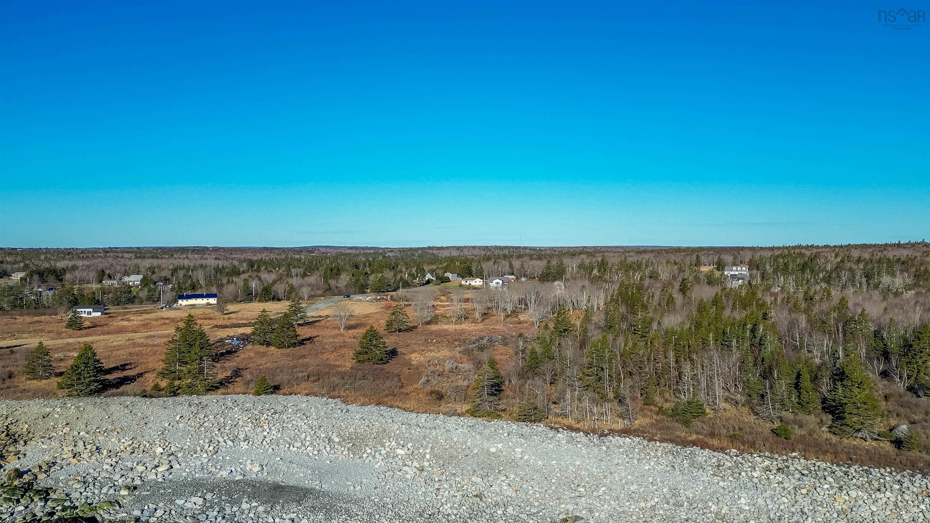 $275,000.00: 1 Scobey Lane Mersey Point, NS Lane, Mersey Point