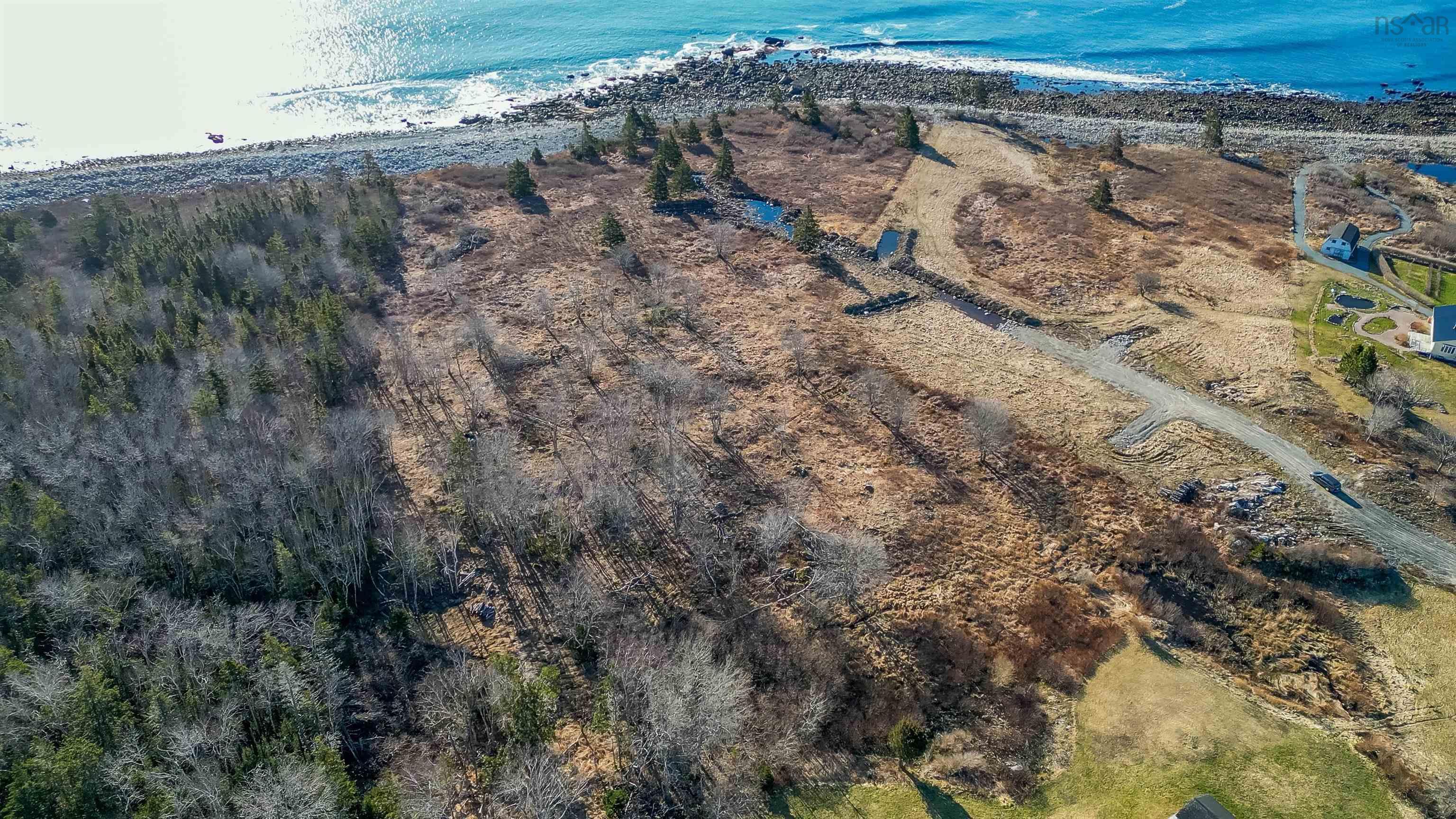 $300,000.00: 2 Scobey Lane Mersey Point, NS Lane, Mersey Point