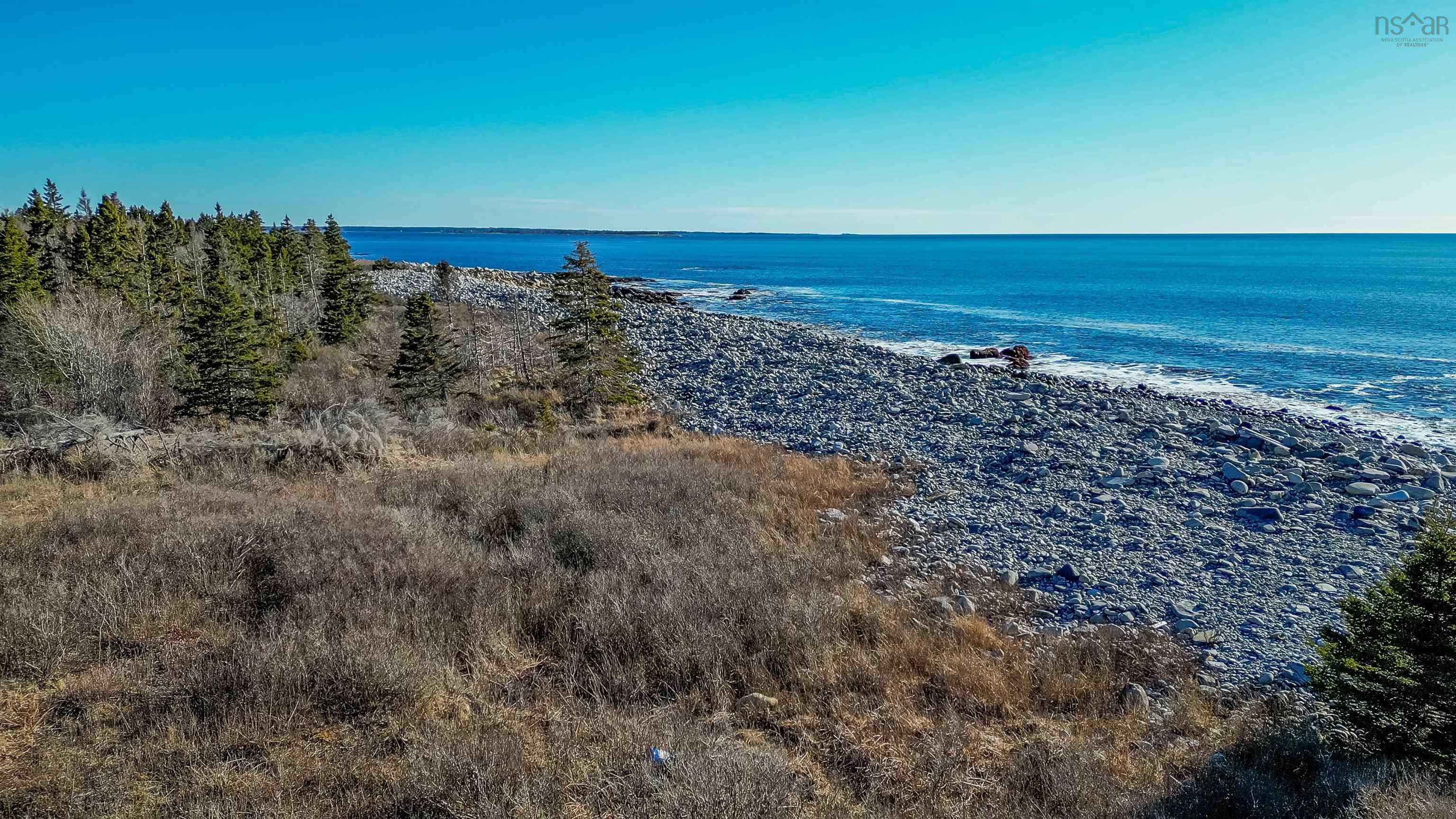 $325,000.00: 3 Scobey Lane Mersey Point, NS Lane, Mersey Point