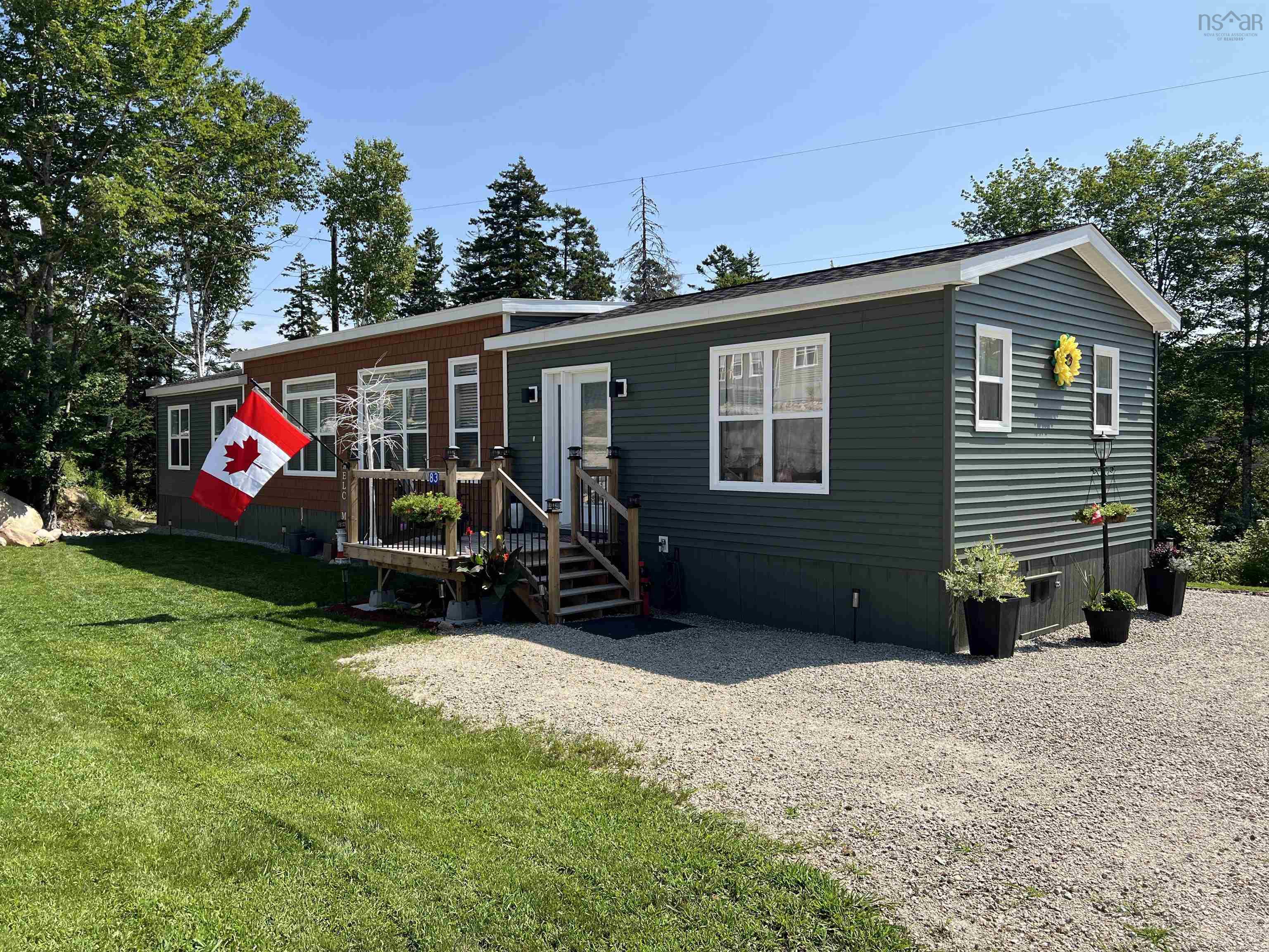 $300,000.00: 83 Appletree Drive, Windsor Road
