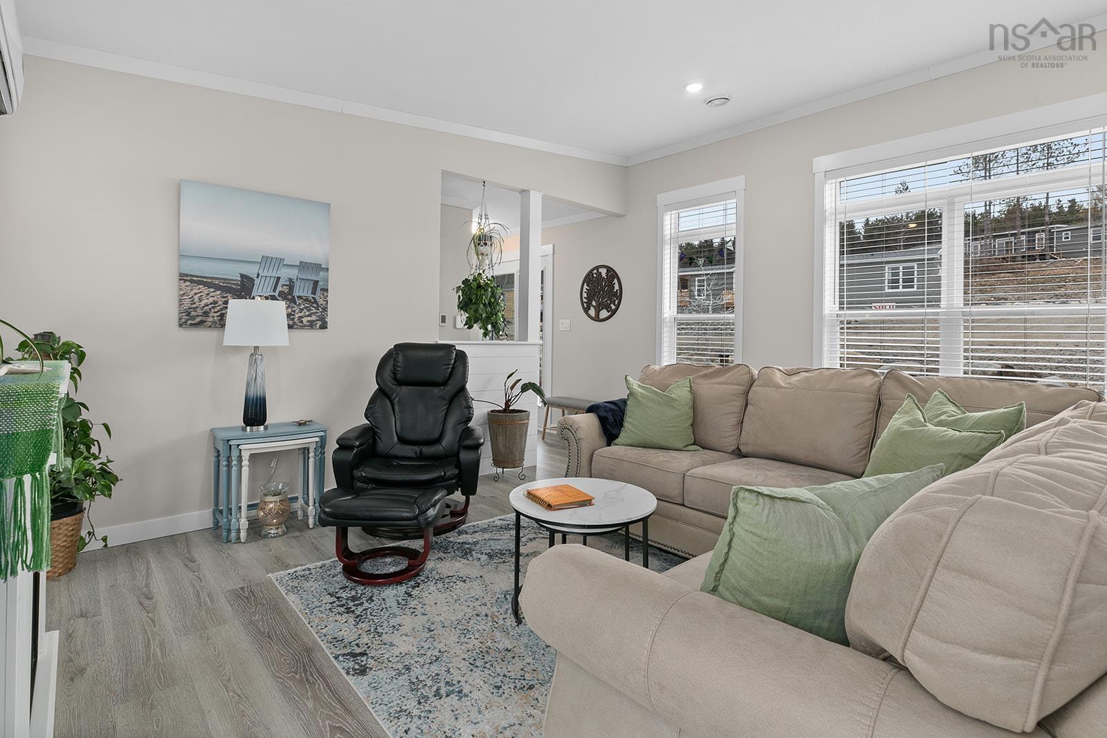 $300,000.00: 83 Appletree Drive, Windsor Road