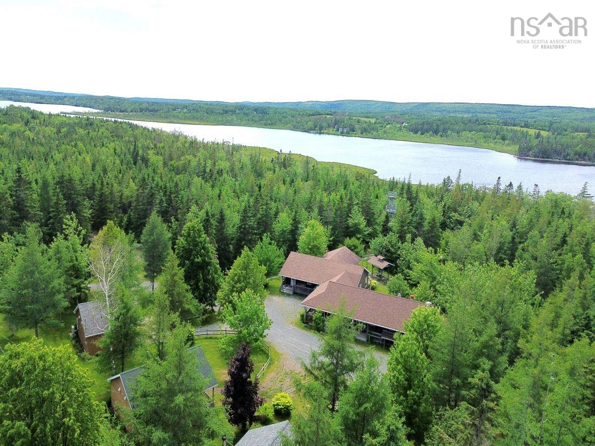 $1,250,000.00: 1,6-8,10,12-17 48/74 Jack Daniels Lane, Juniper Mountain