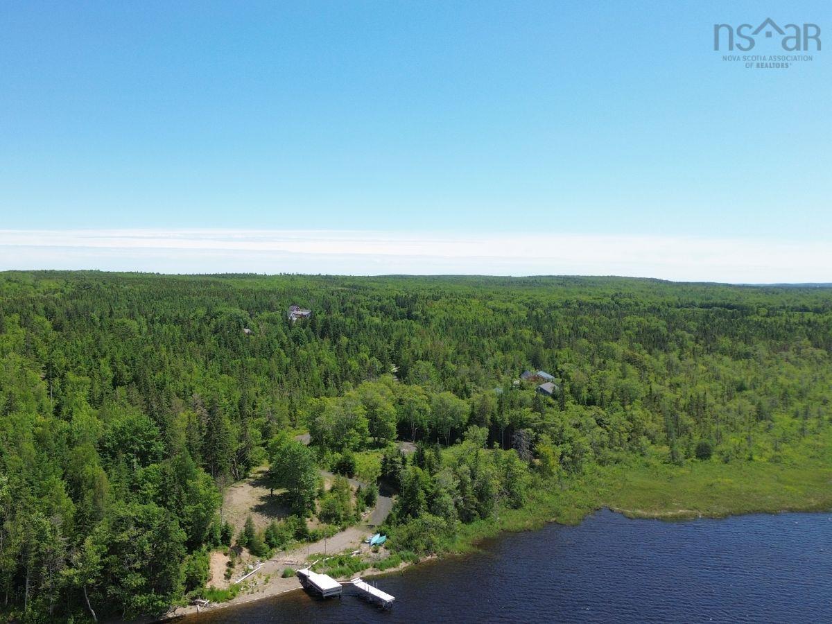 $1,250,000.00: 1,6-8,10,12-17 48/74 Jack Daniels Lane, Juniper Mountain