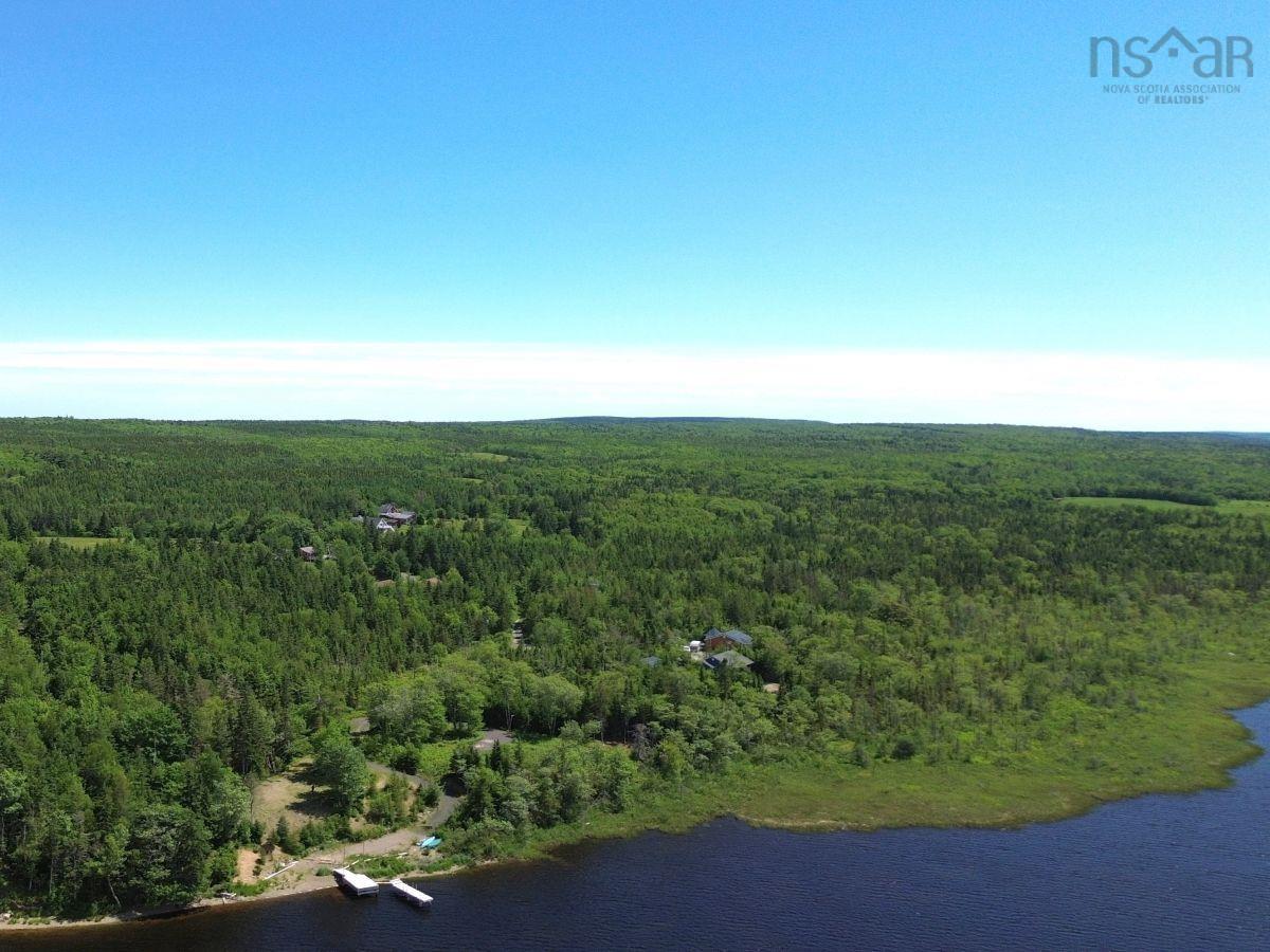 $1,250,000.00: 1,6-8,10,12-17 48/74 Jack Daniels Lane, Juniper Mountain