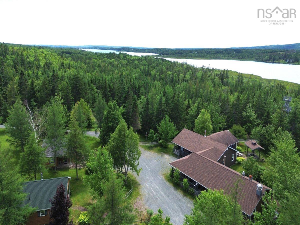 $1,250,000.00: 1,6-8,10,12-17 48/74 Jack Daniels Lane, Juniper Mountain