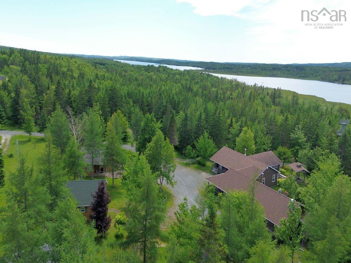 $1,250,000.00: 1,6-8,10,12-17 48/74 Jack Daniels Lane, Juniper Mountain
