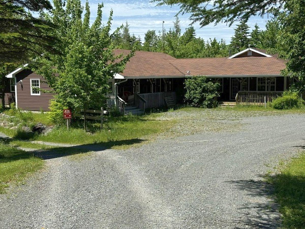 $1,250,000.00: 1,6-8,10,12-17 48/74 Jack Daniels Lane, Juniper Mountain