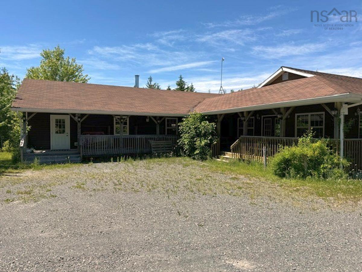 $1,250,000.00: 1,6-8,10,12-17 48/74 Jack Daniels Lane, Juniper Mountain