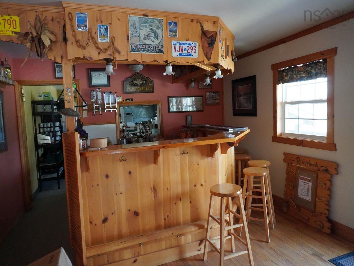 $1,250,000.00: 1,6-8,10,12-17 48/74 Jack Daniels Lane, Juniper Mountain