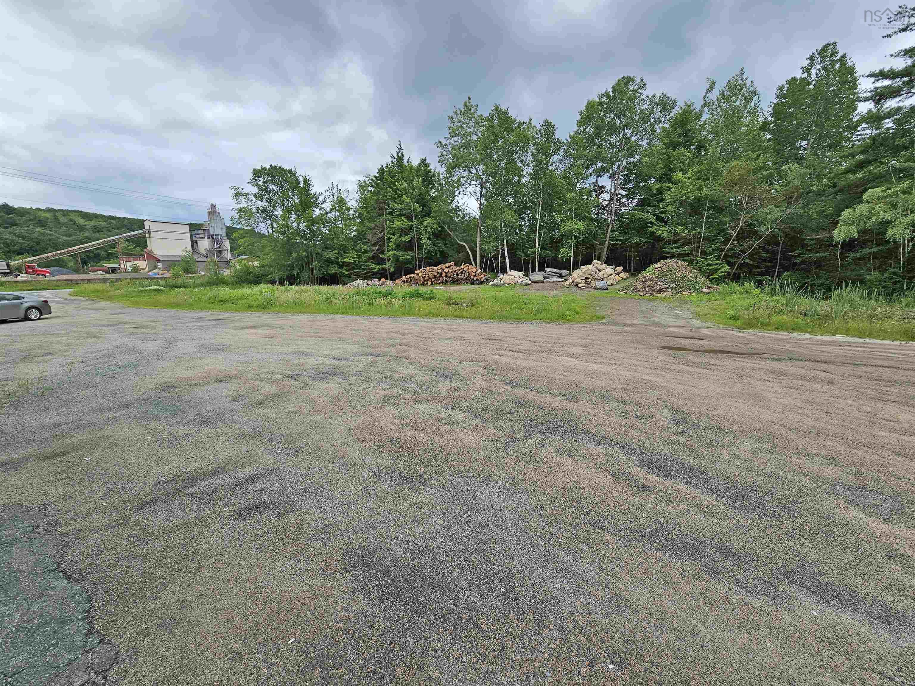 $259,900.00: 1921 North King Street, Lower Branch