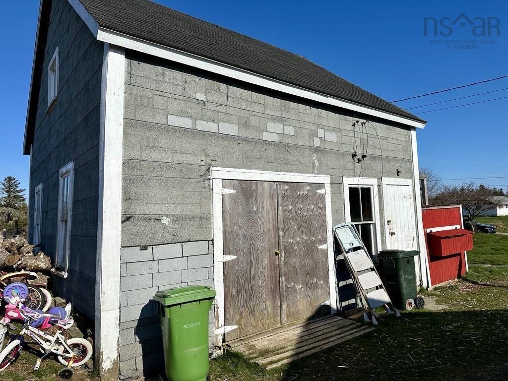 $199,900.00: 3131 Highway 334, Lower Wedgeport