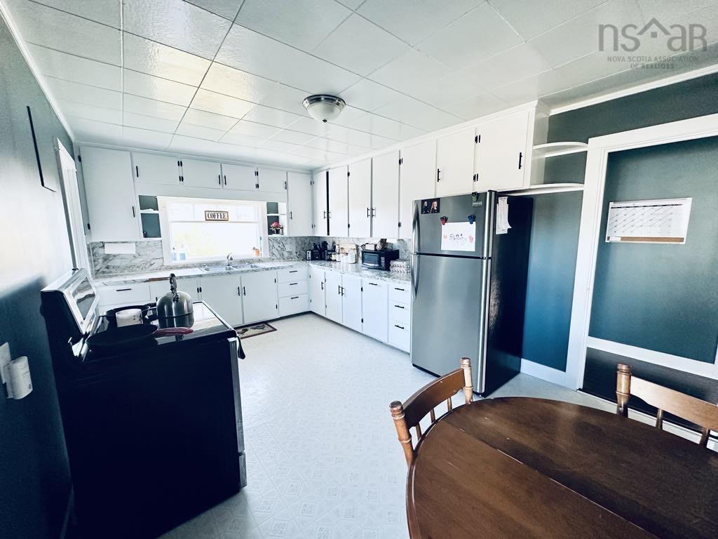 $199,900.00: 3131 Highway 334, Lower Wedgeport