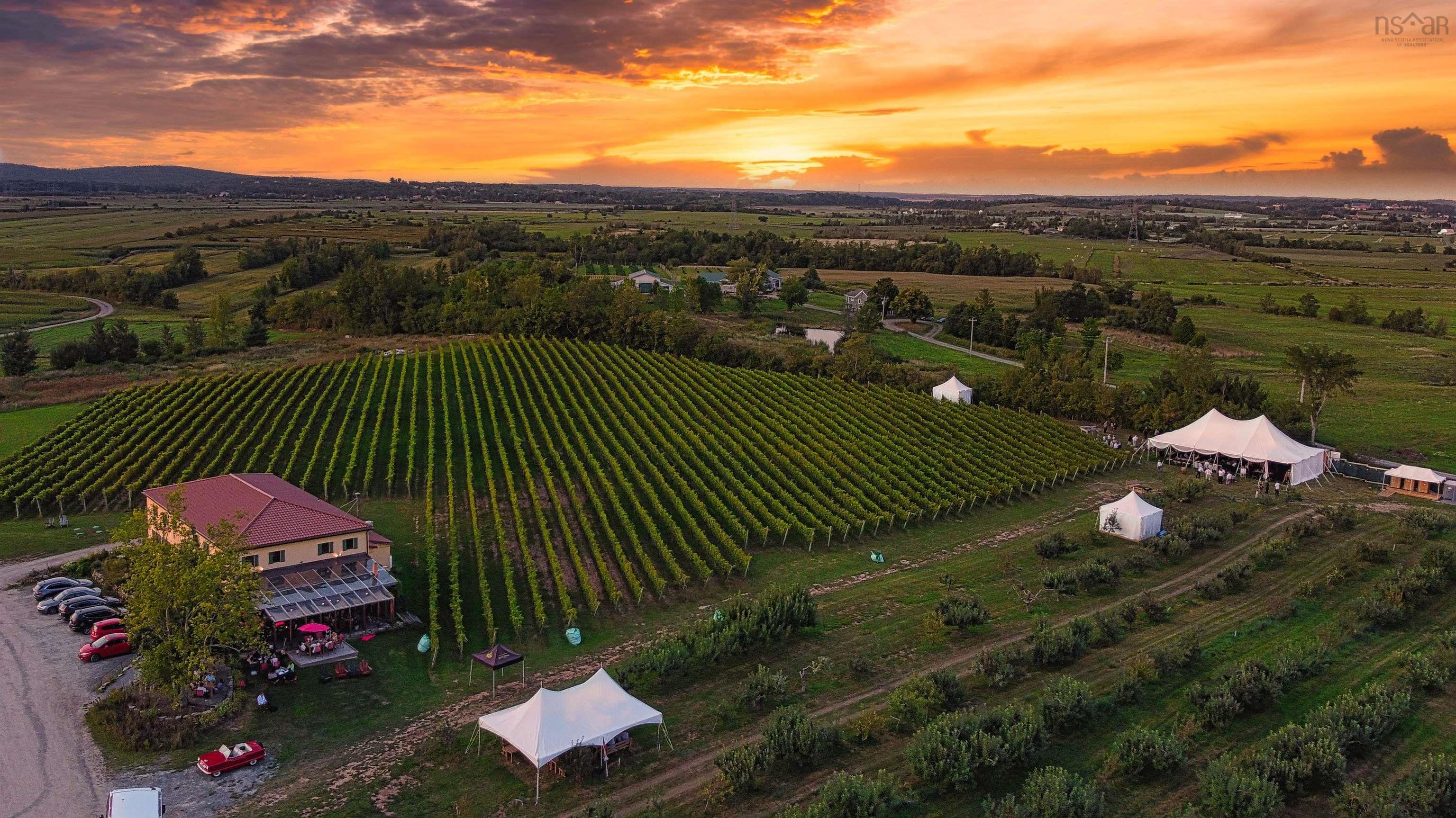 $1,100,000.00: 4495 14 Highway, Windsor Forks