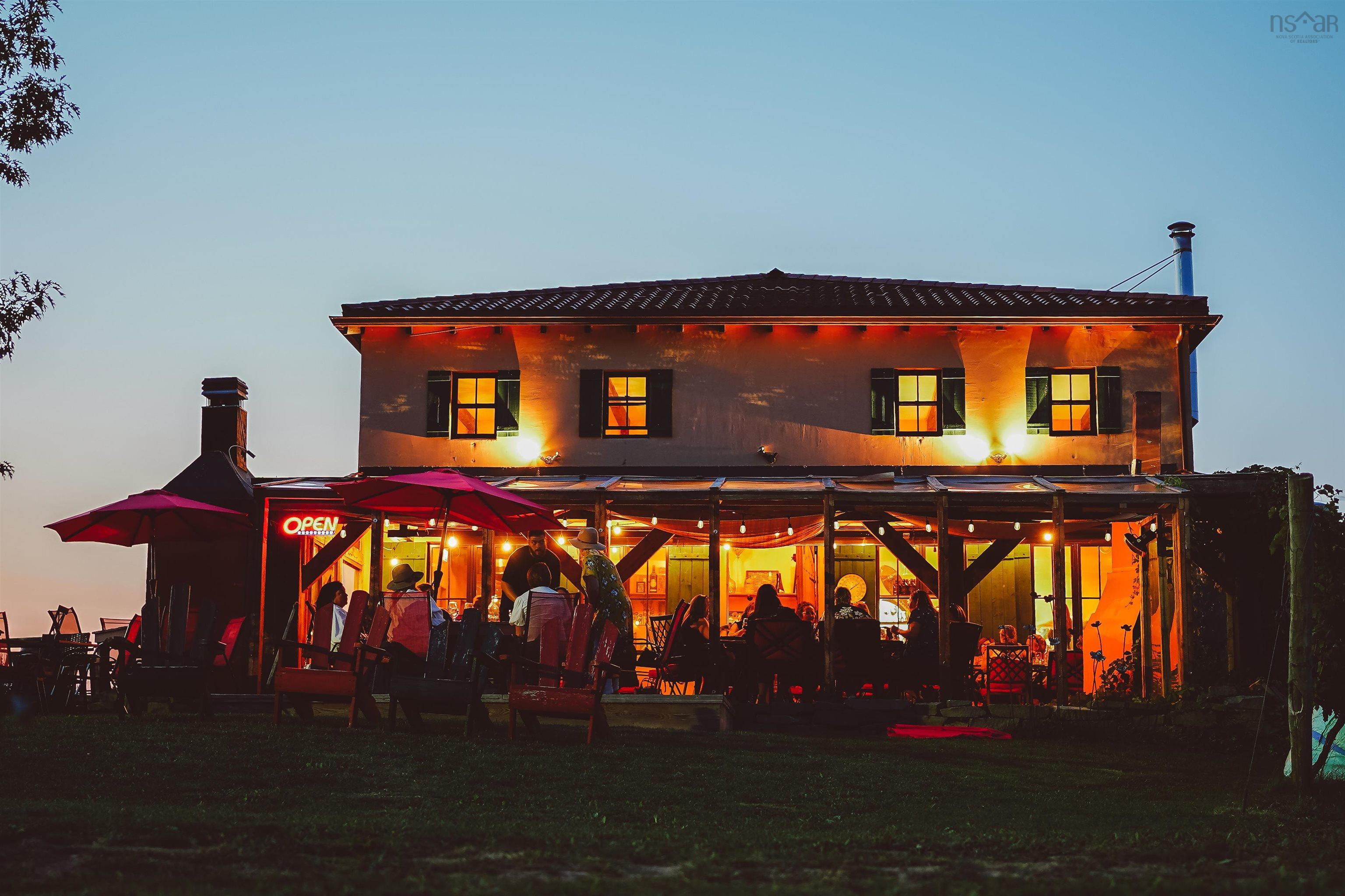 $1,100,000.00: 4495 14 Highway, Windsor Forks