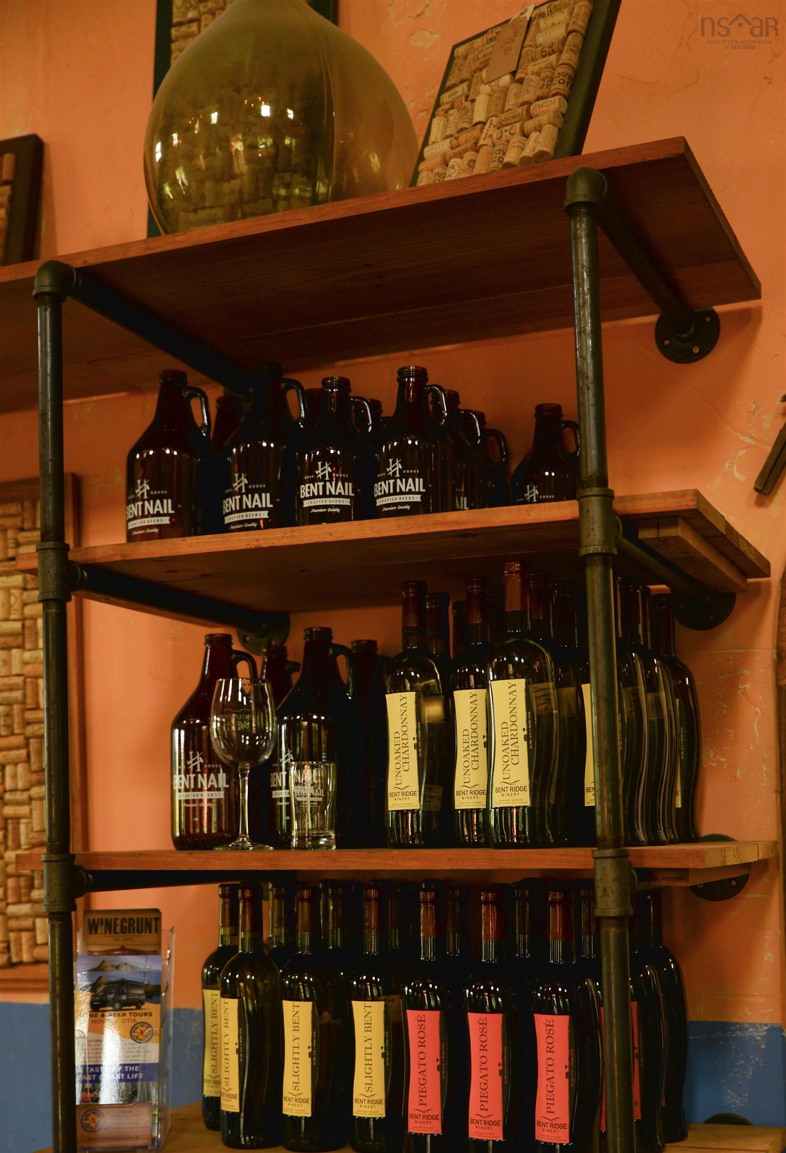 $1,100,000.00: 4495 14 Highway, Windsor Forks