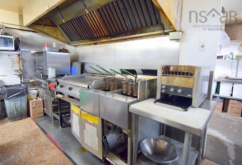 $549,000.00: 15832 Central Avenue, Inverness