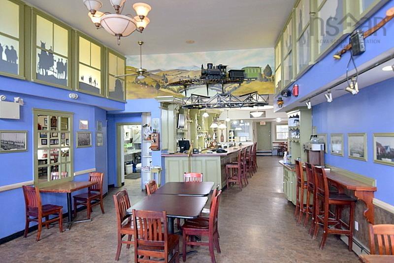 $549,000.00: 15832 Central Avenue, Inverness