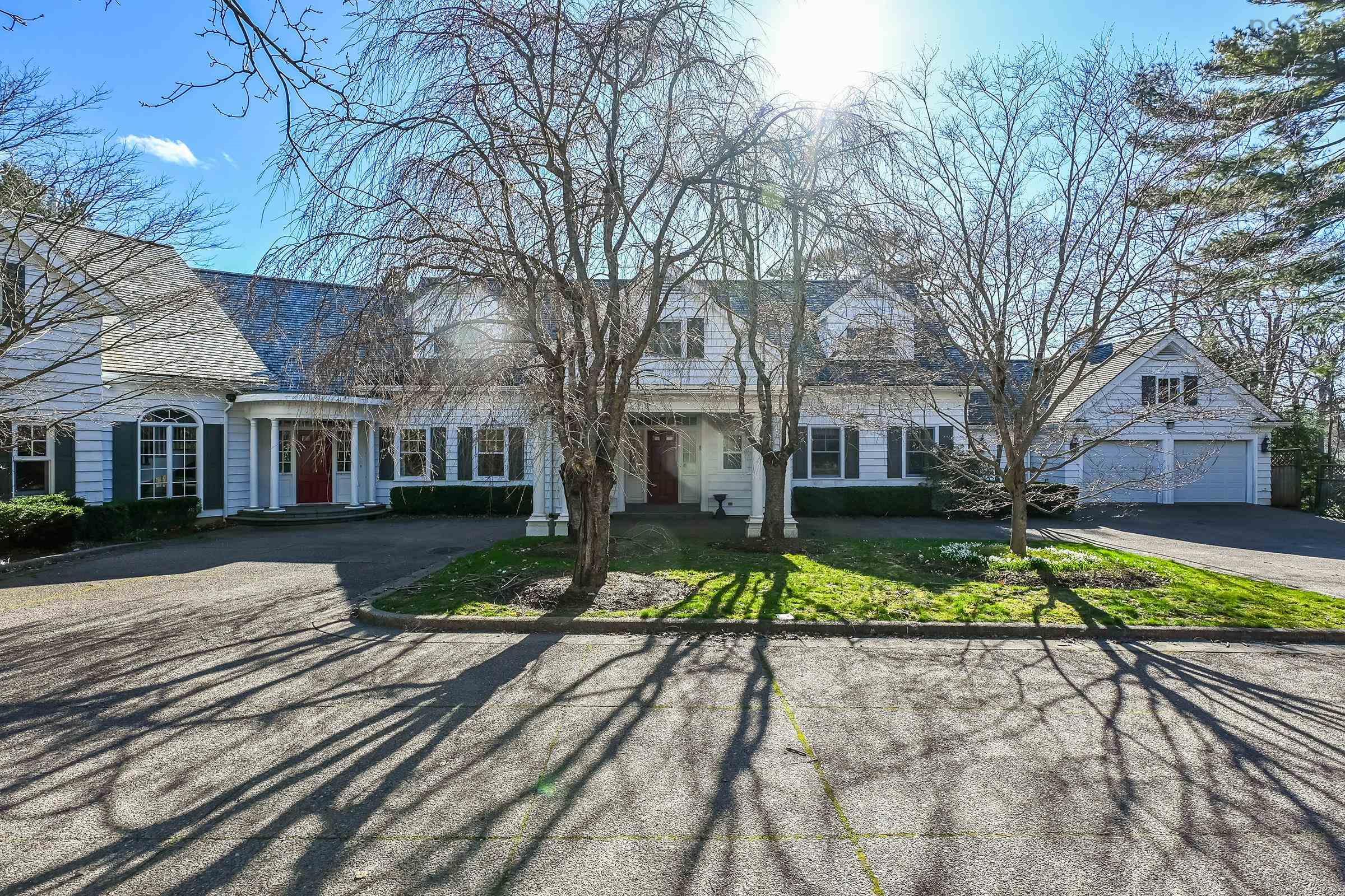 $7,995,000.00: 1462 Thornvale Avenue, Halifax