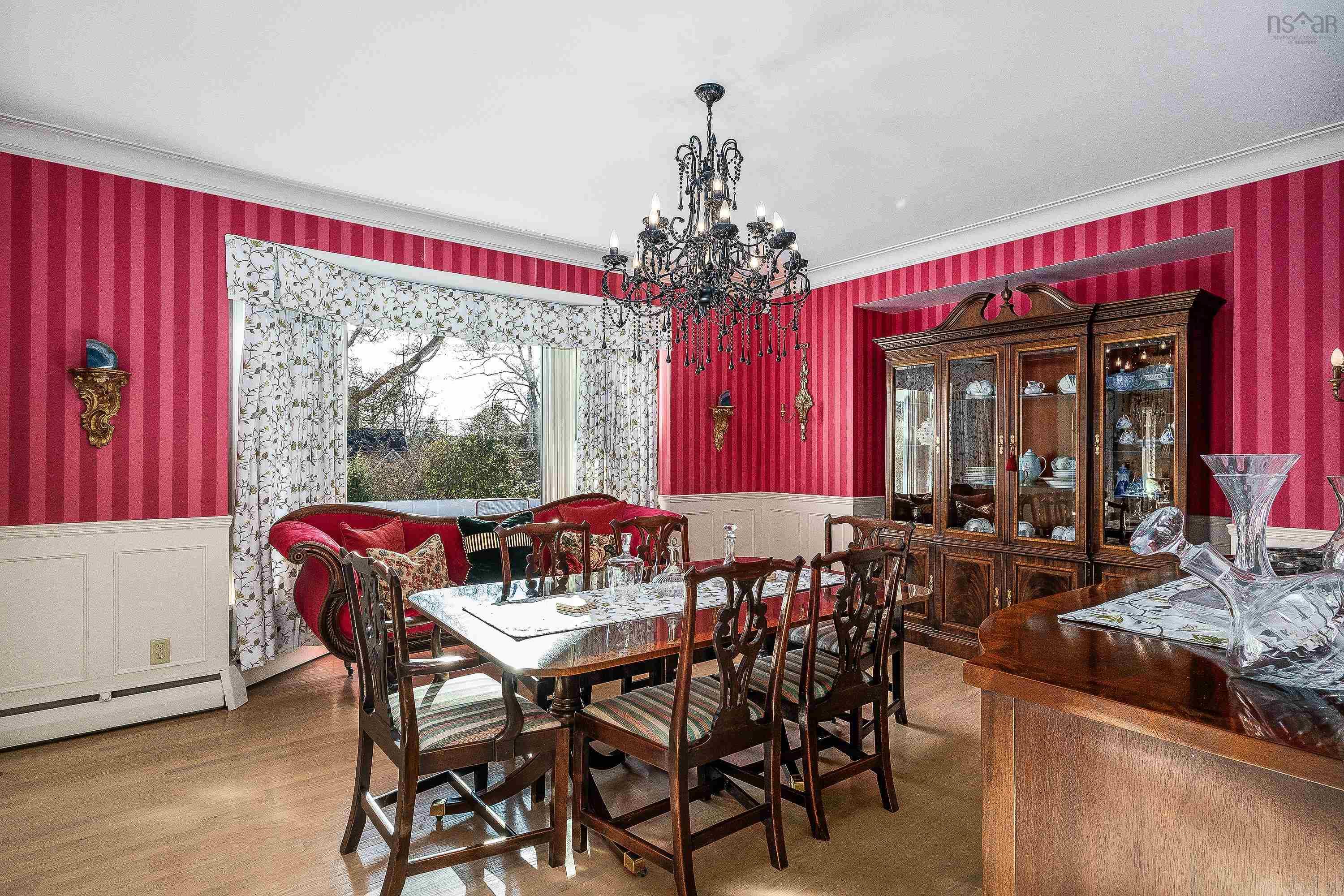 $7,995,000.00: 1462 Thornvale Avenue, Halifax