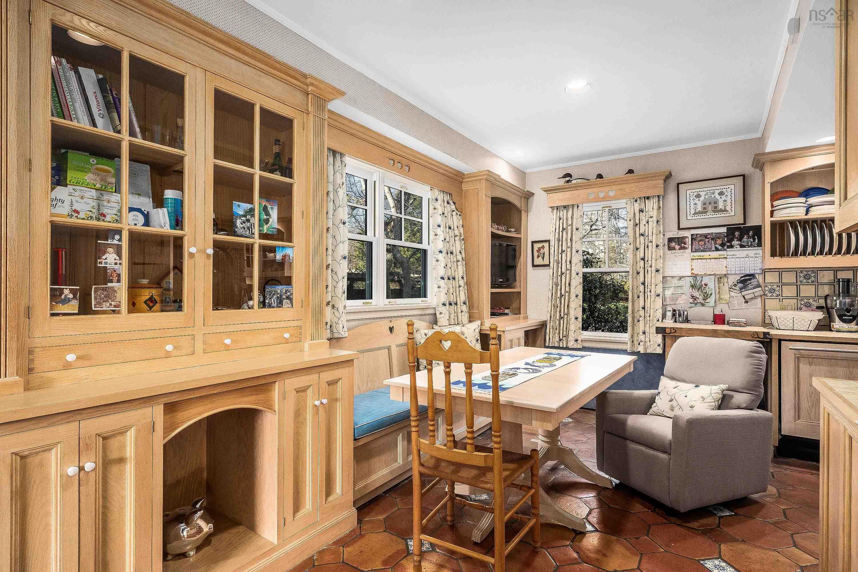 $7,995,000.00: 1462 Thornvale Avenue, Halifax