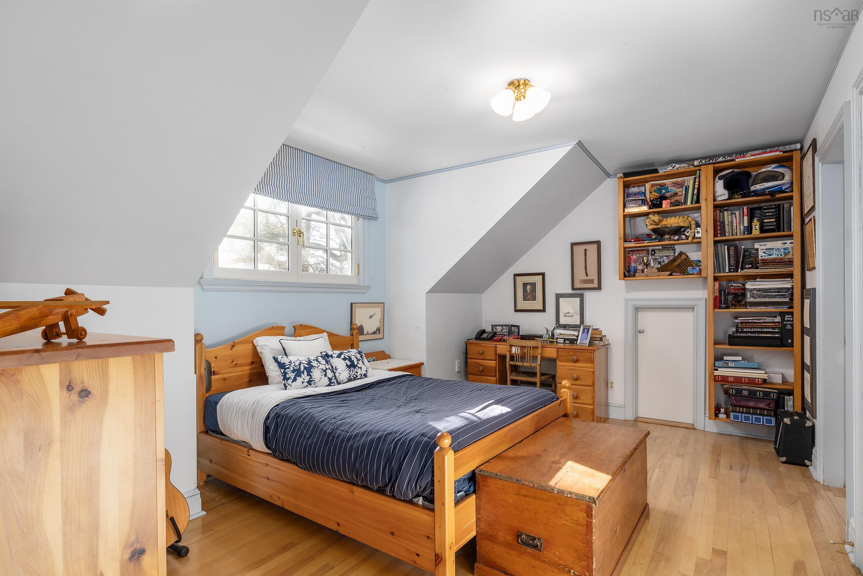 $7,995,000.00: 1462 Thornvale Avenue, Halifax
