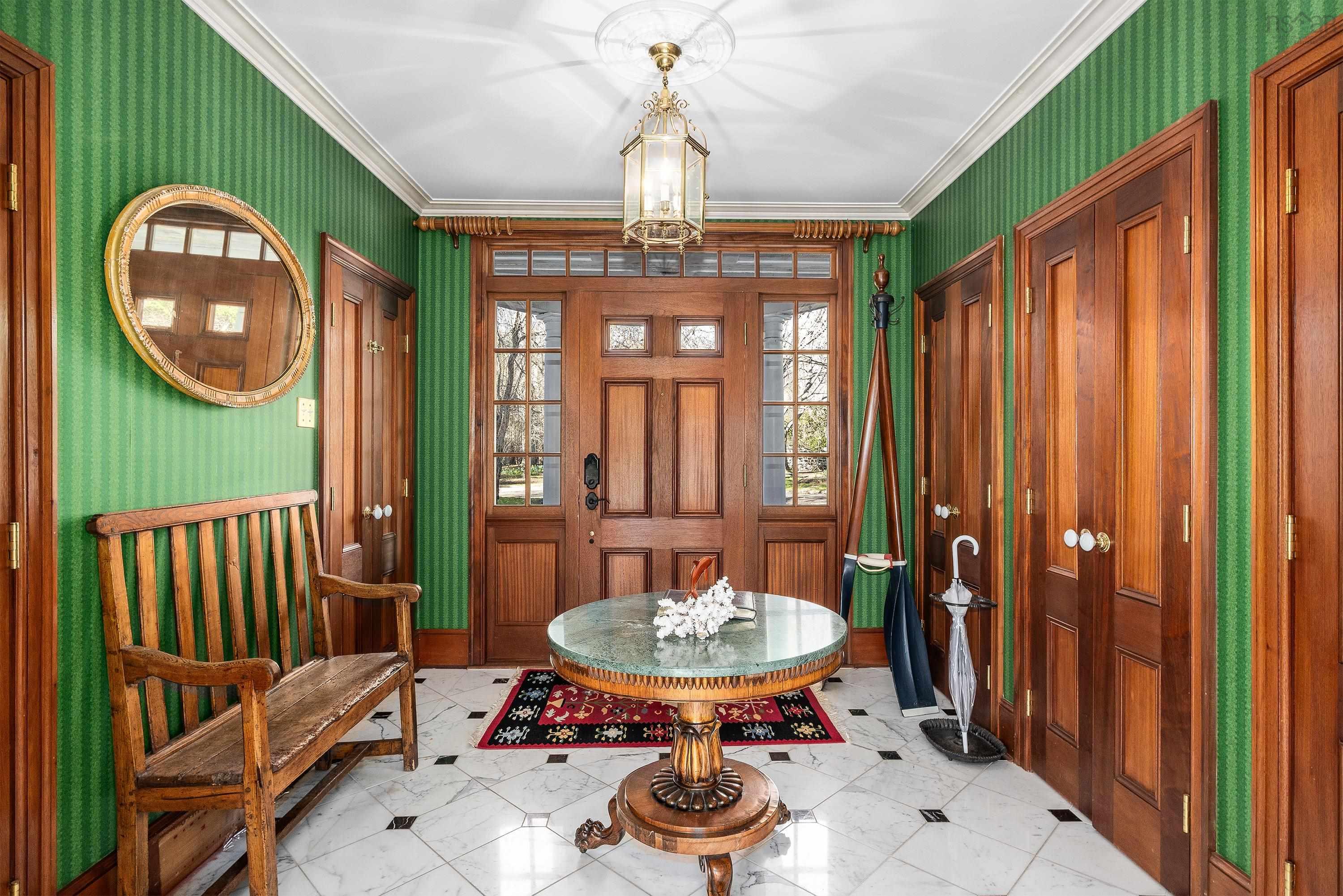 $7,995,000.00: 1462 Thornvale Avenue, Halifax