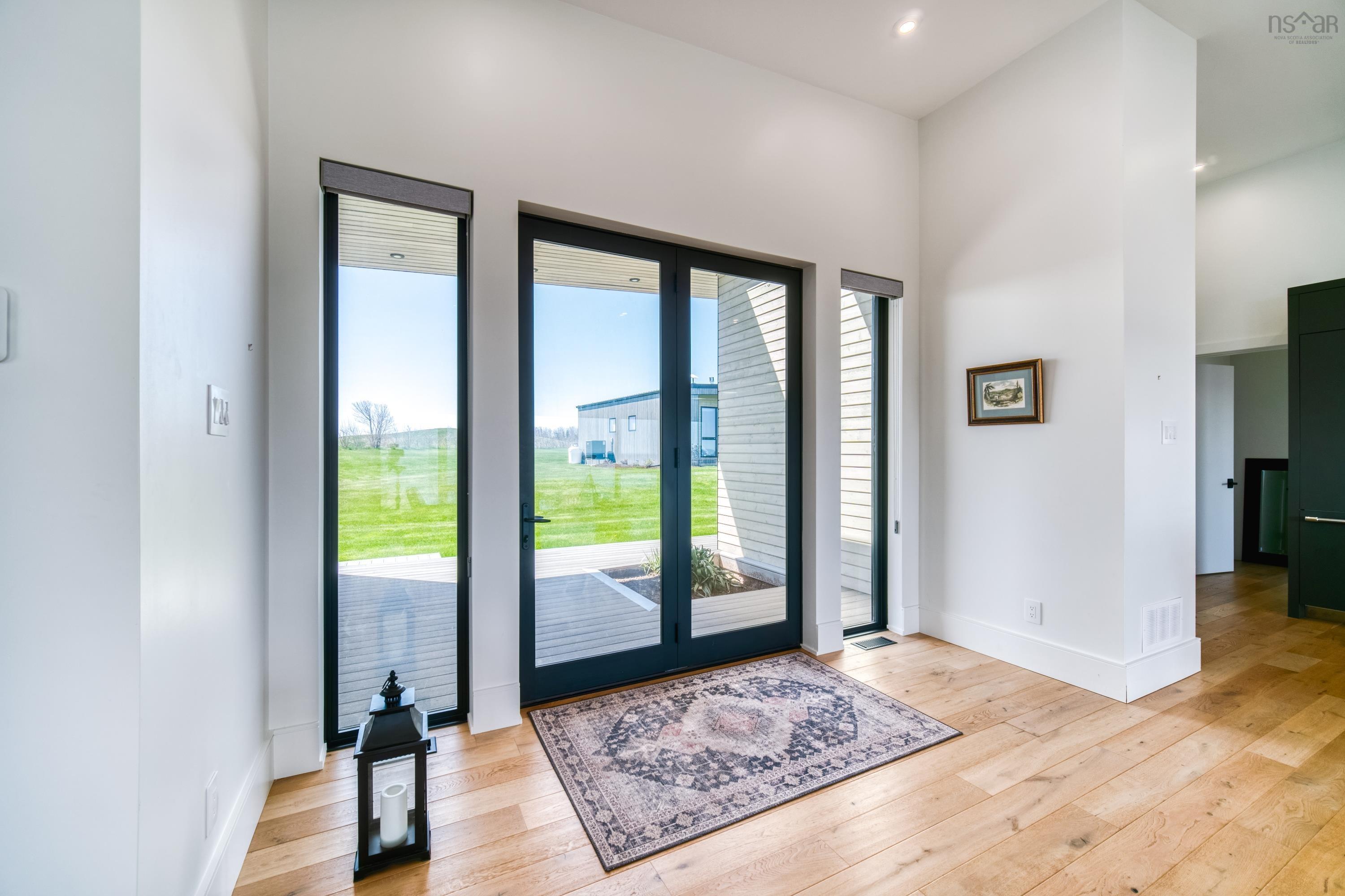 $1,650,000.00: 424 Mariners Way, Fox Harbour