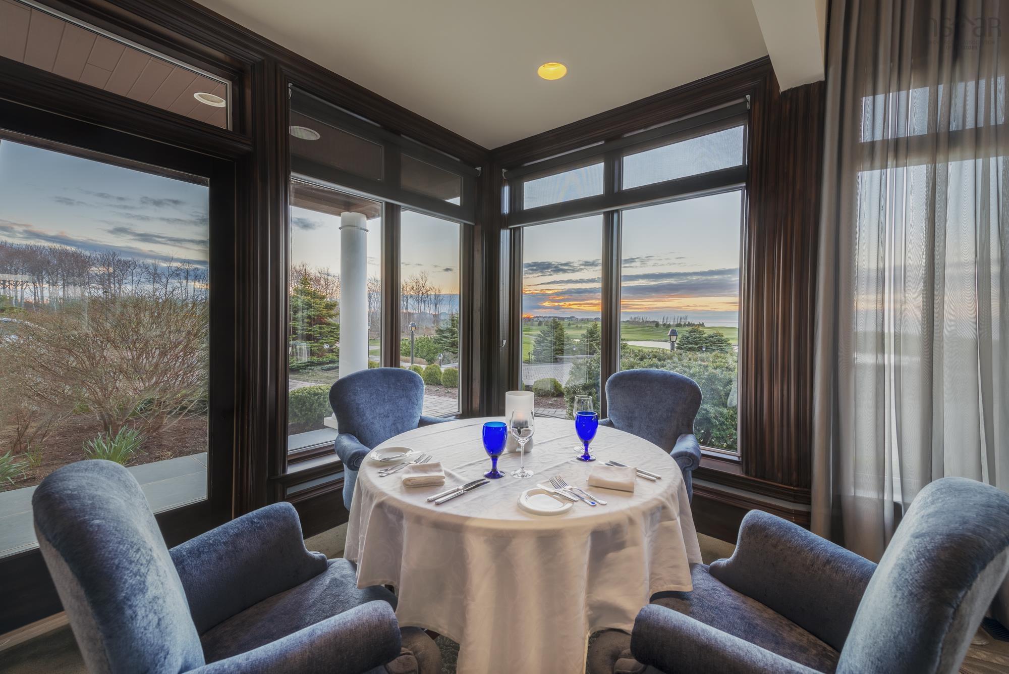$1,650,000.00: 424 Mariners Way, Fox Harbour