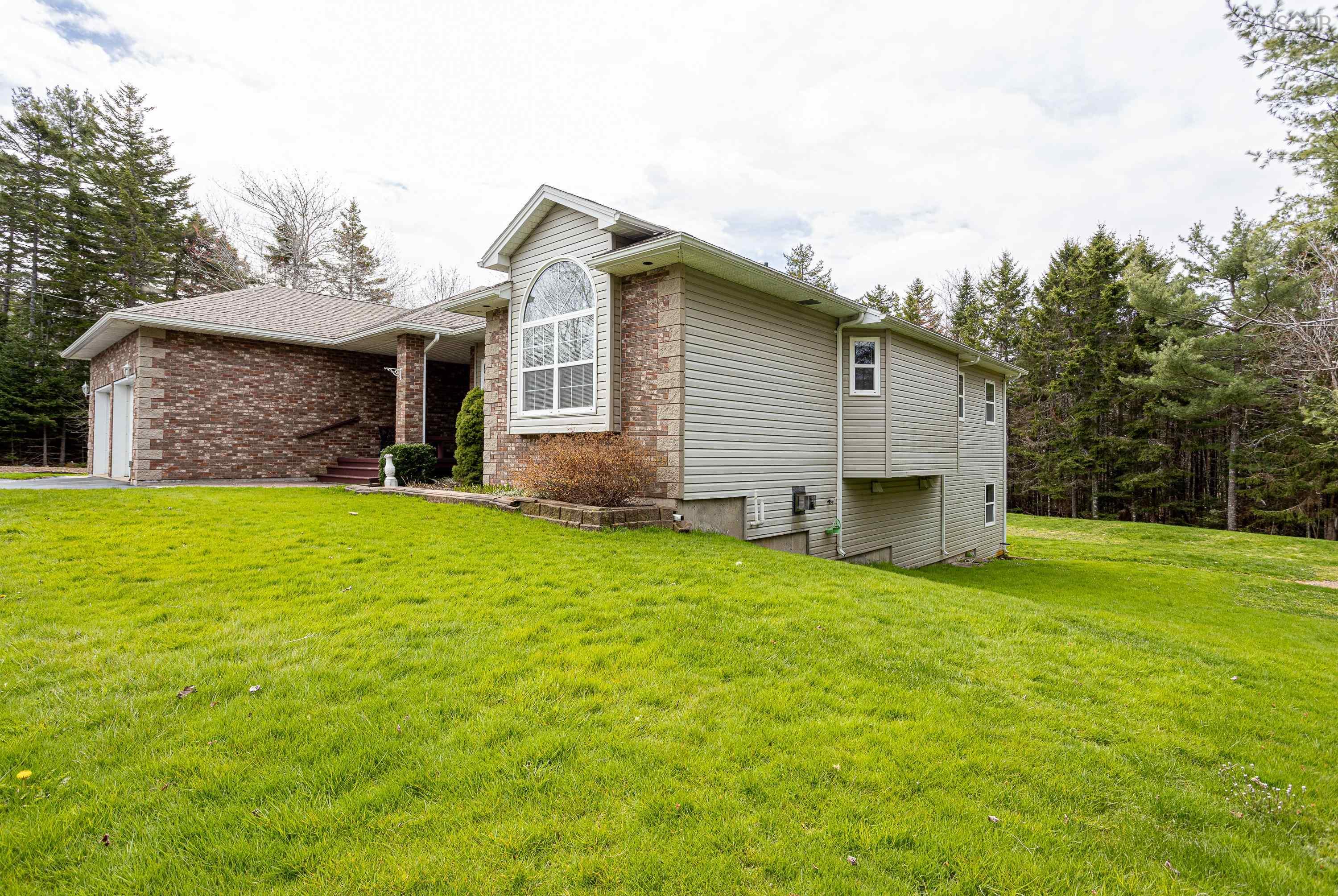 202 GLEN ARBOUR WAY, HAMMONDS PLAINS, NS B4B 1T5 Bryant Realty