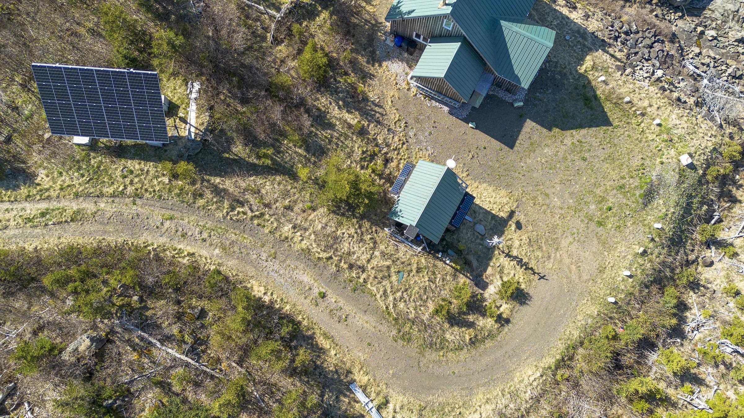 $399,000.00: 1195 Shore Road W, Delaps Cove